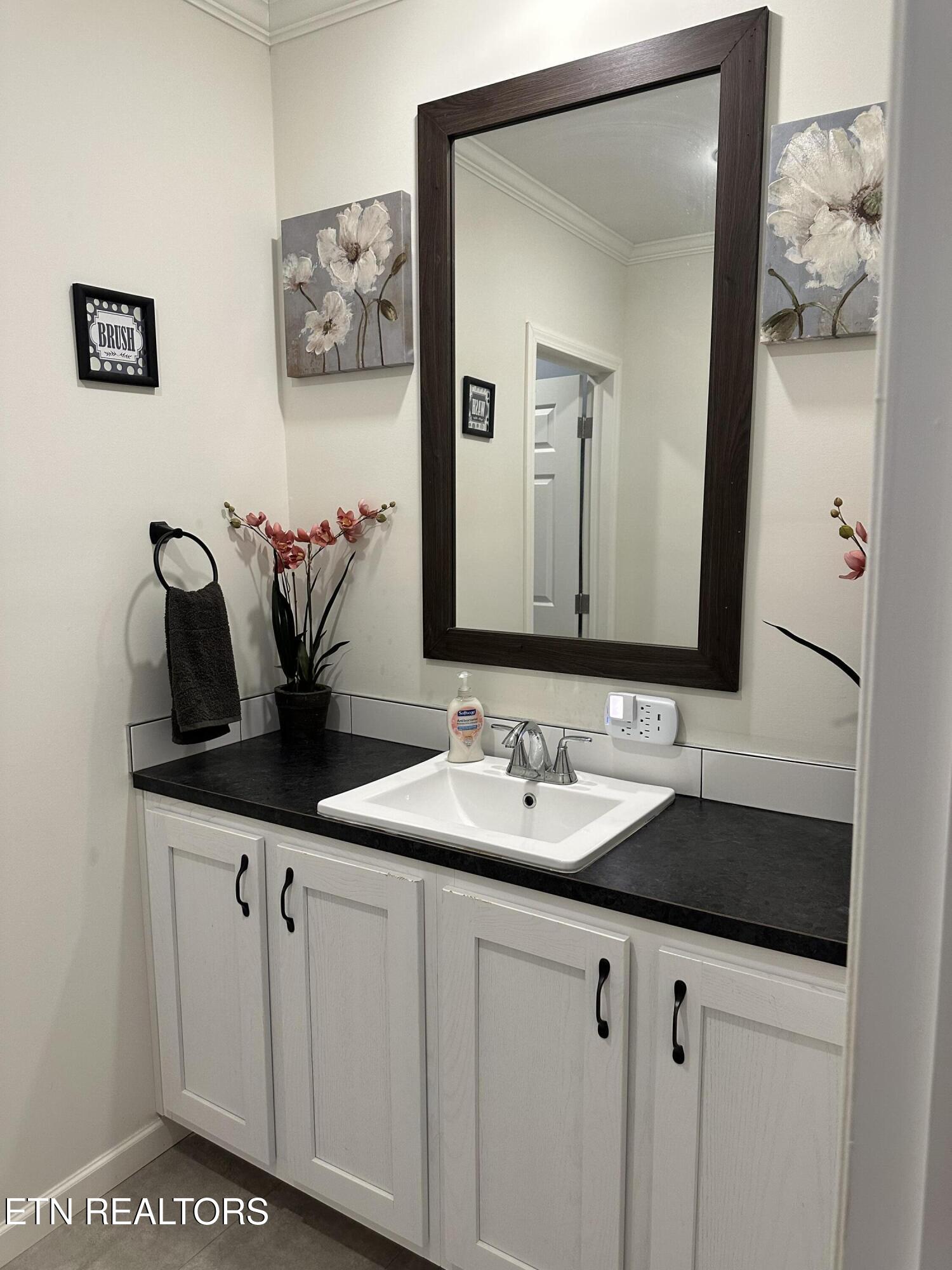359 Garden Lane Dandridge TN 37725