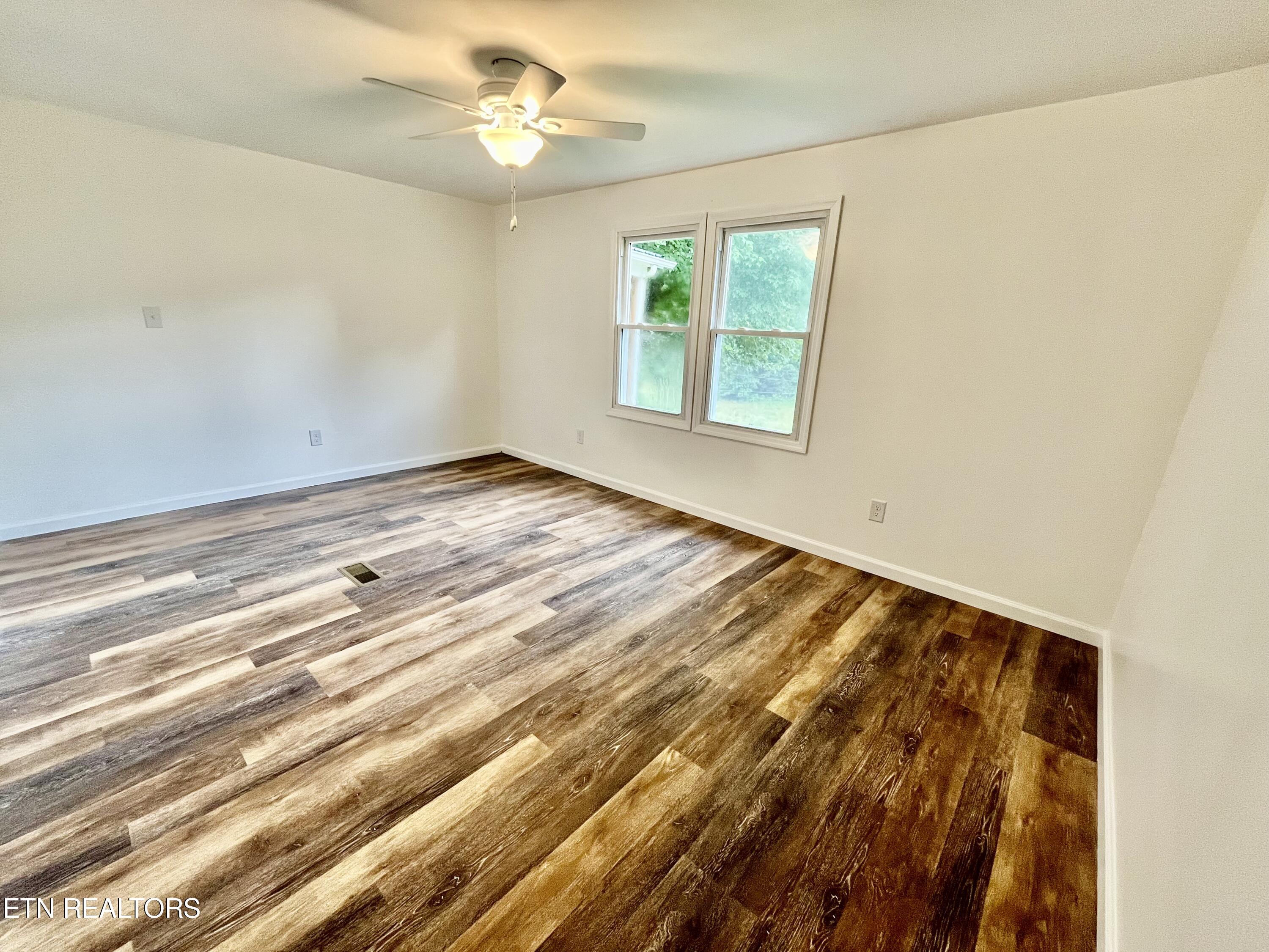 3967 New Corinth Road Blaine TN 37709