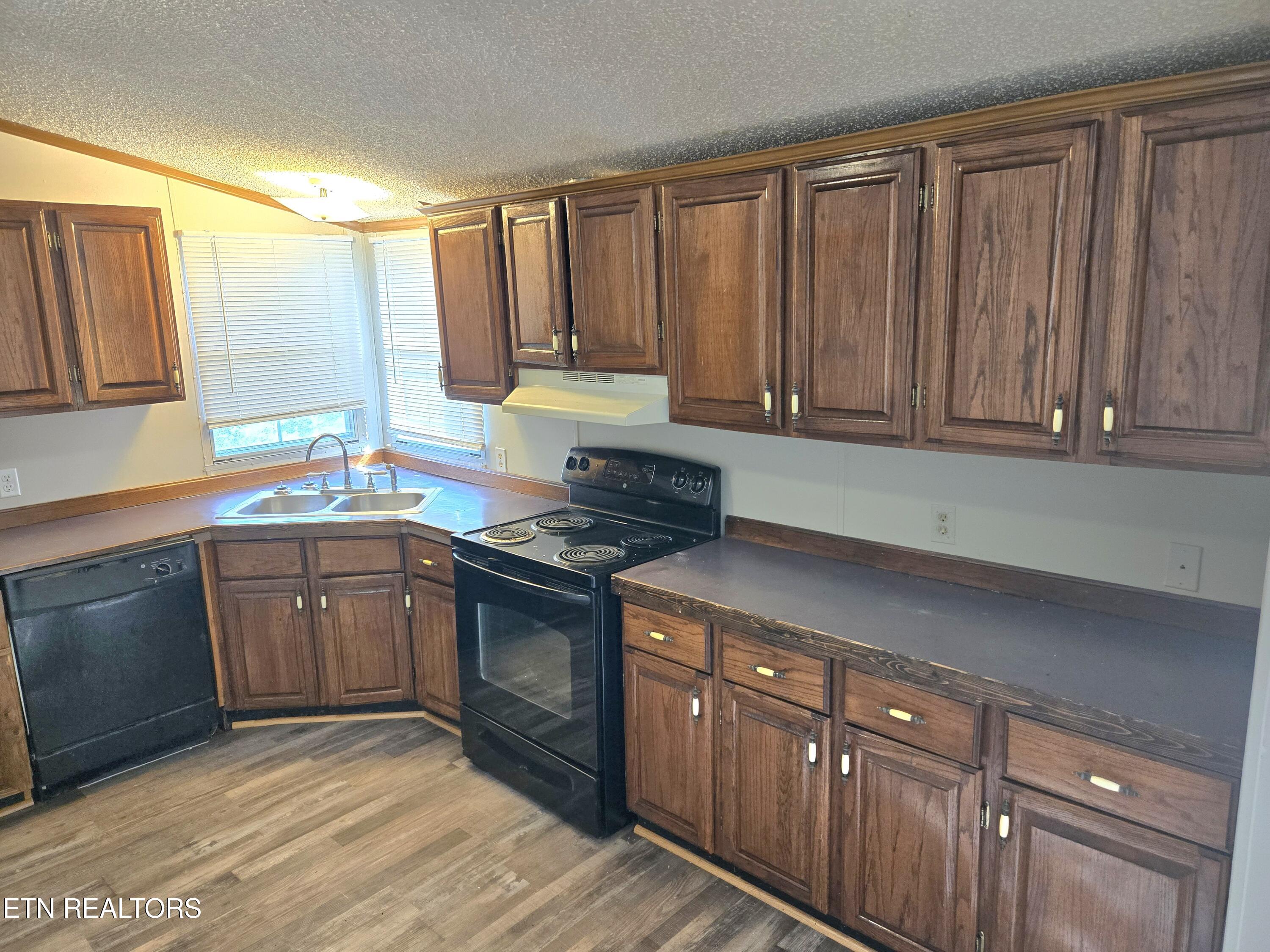 546 Old Stage Road Dandridge TN 37725