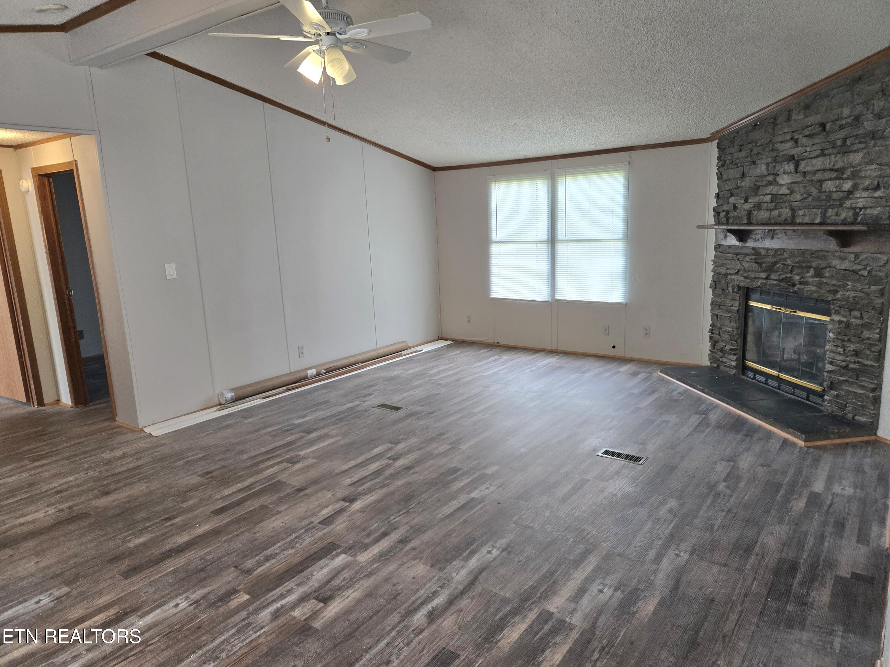 546 Old Stage Road Dandridge TN 37725