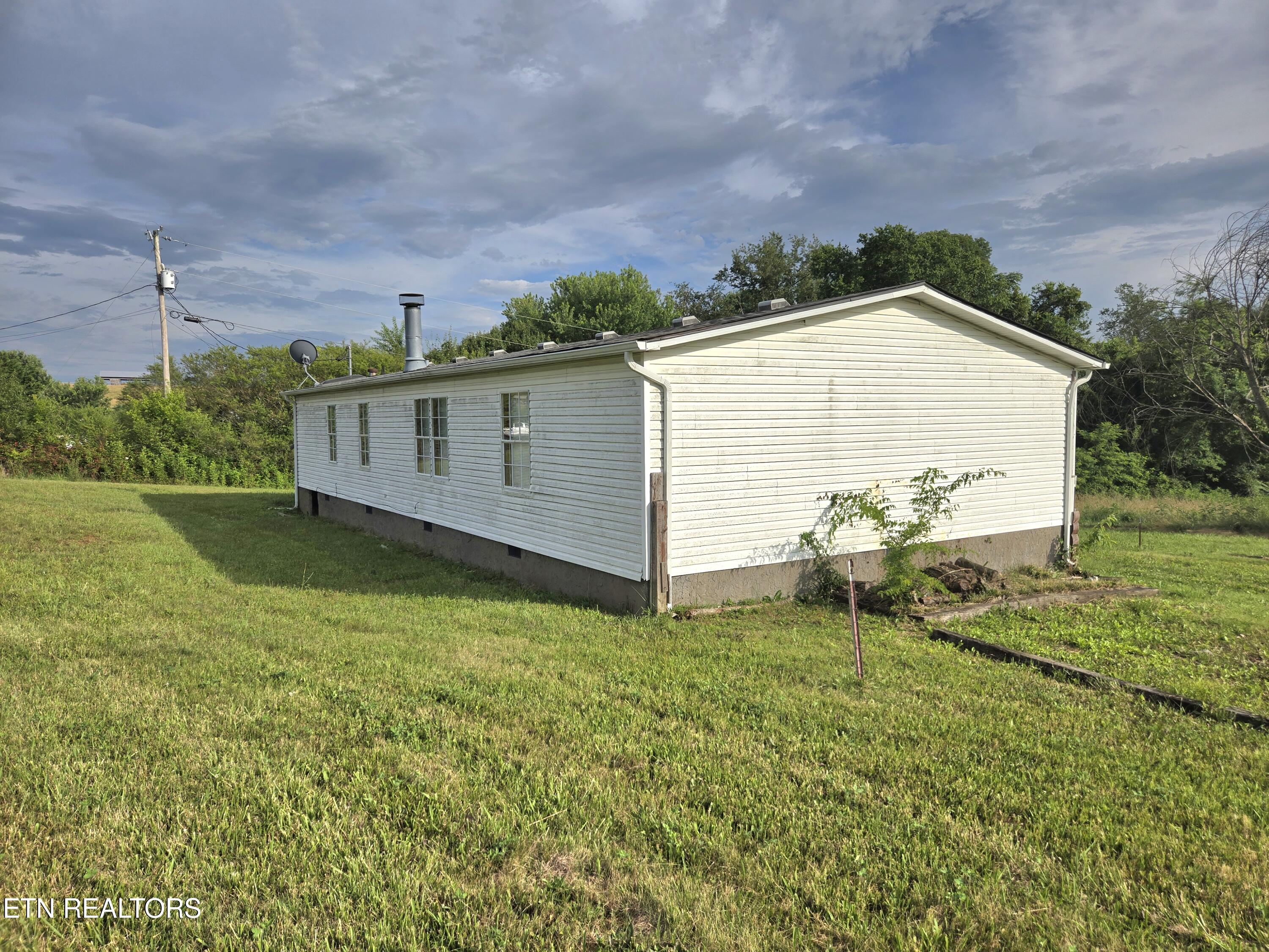 546 Old Stage Road Dandridge TN 37725