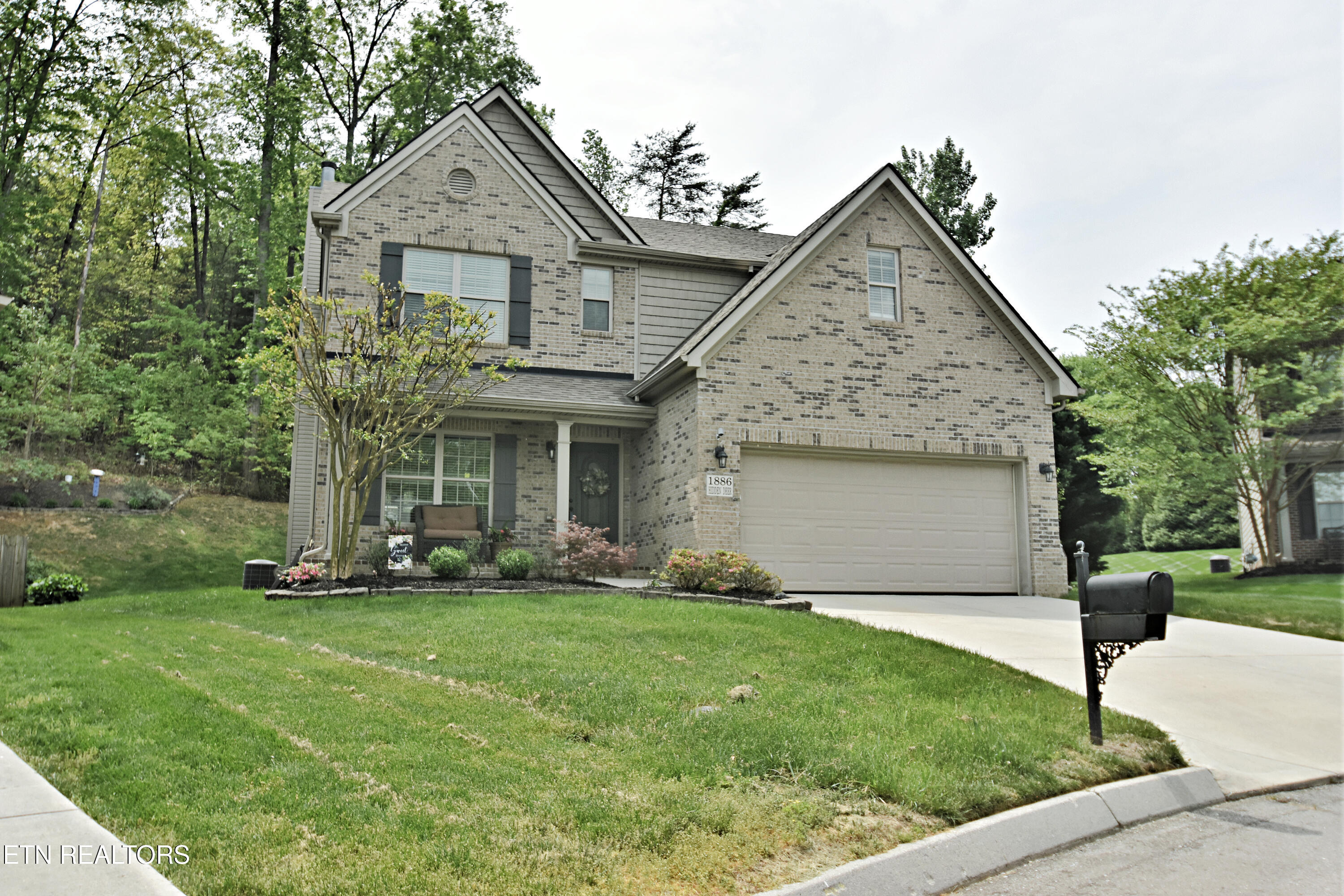 1886 Hidden Deer Lane Knoxville TN 37922