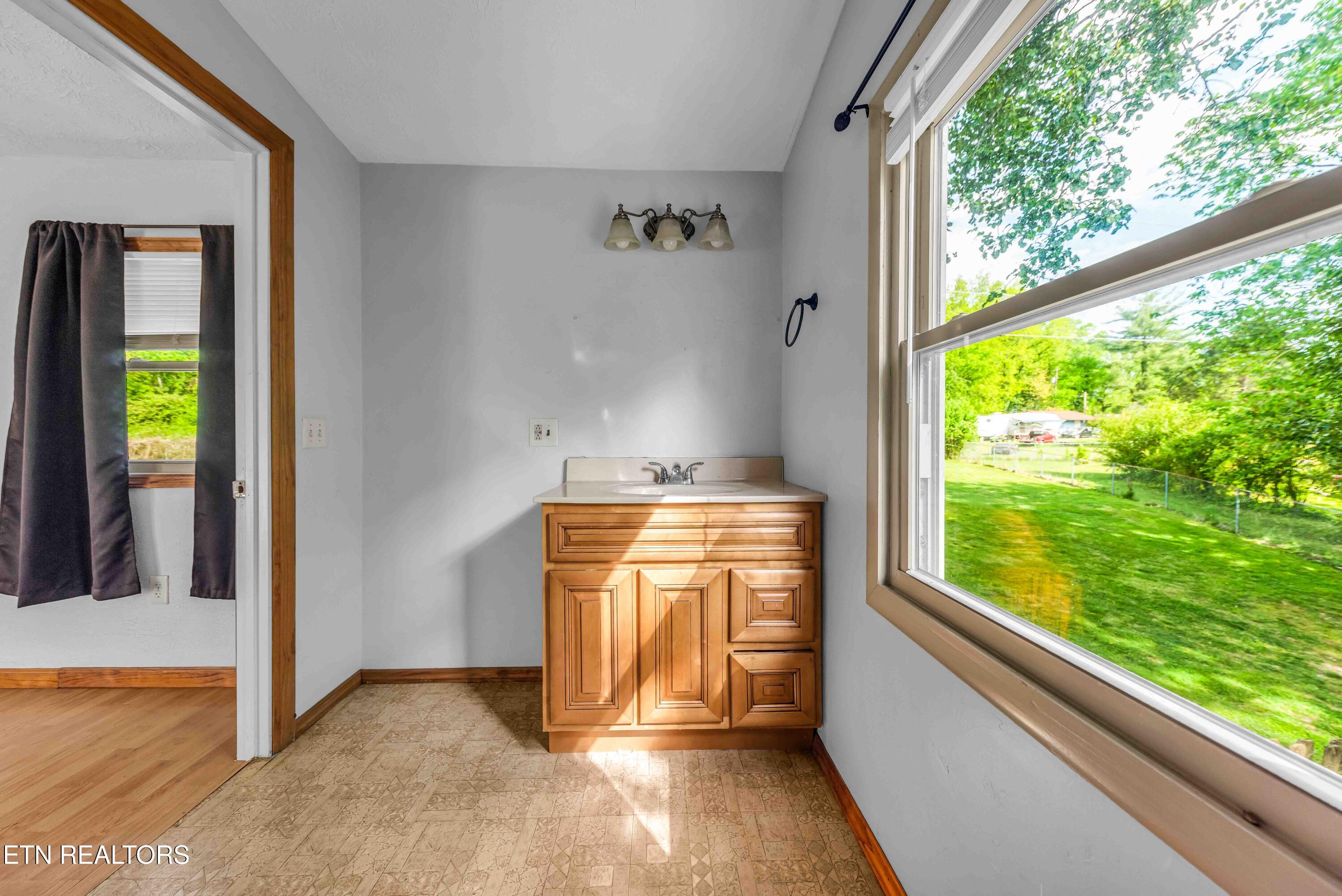 6129 Lacy Road Knoxville TN 37912