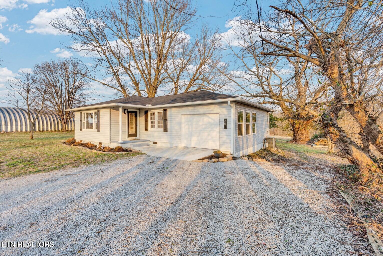 251 Country View Road Crossville TN 38571