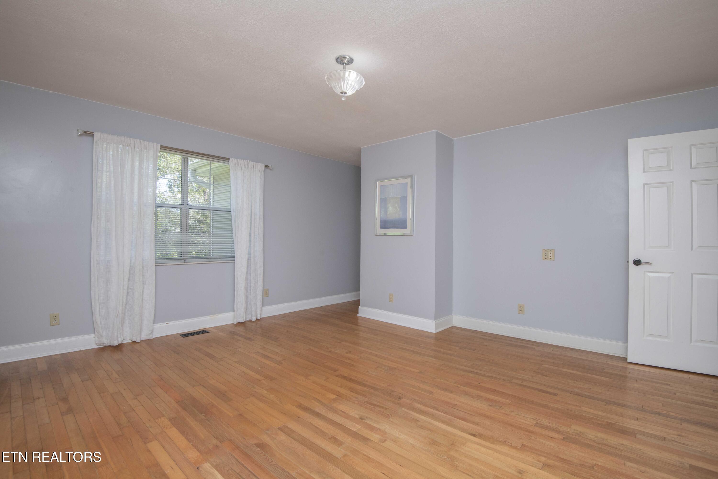 1313 Dupont Road Seymour TN 37865