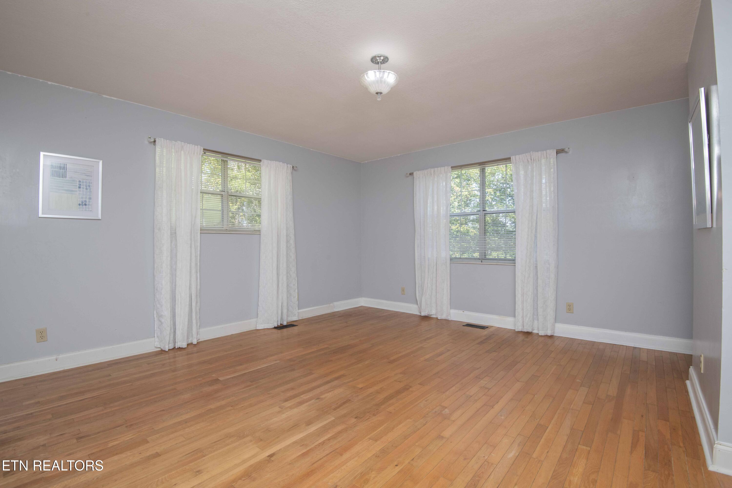 1313 Dupont Road Seymour TN 37865