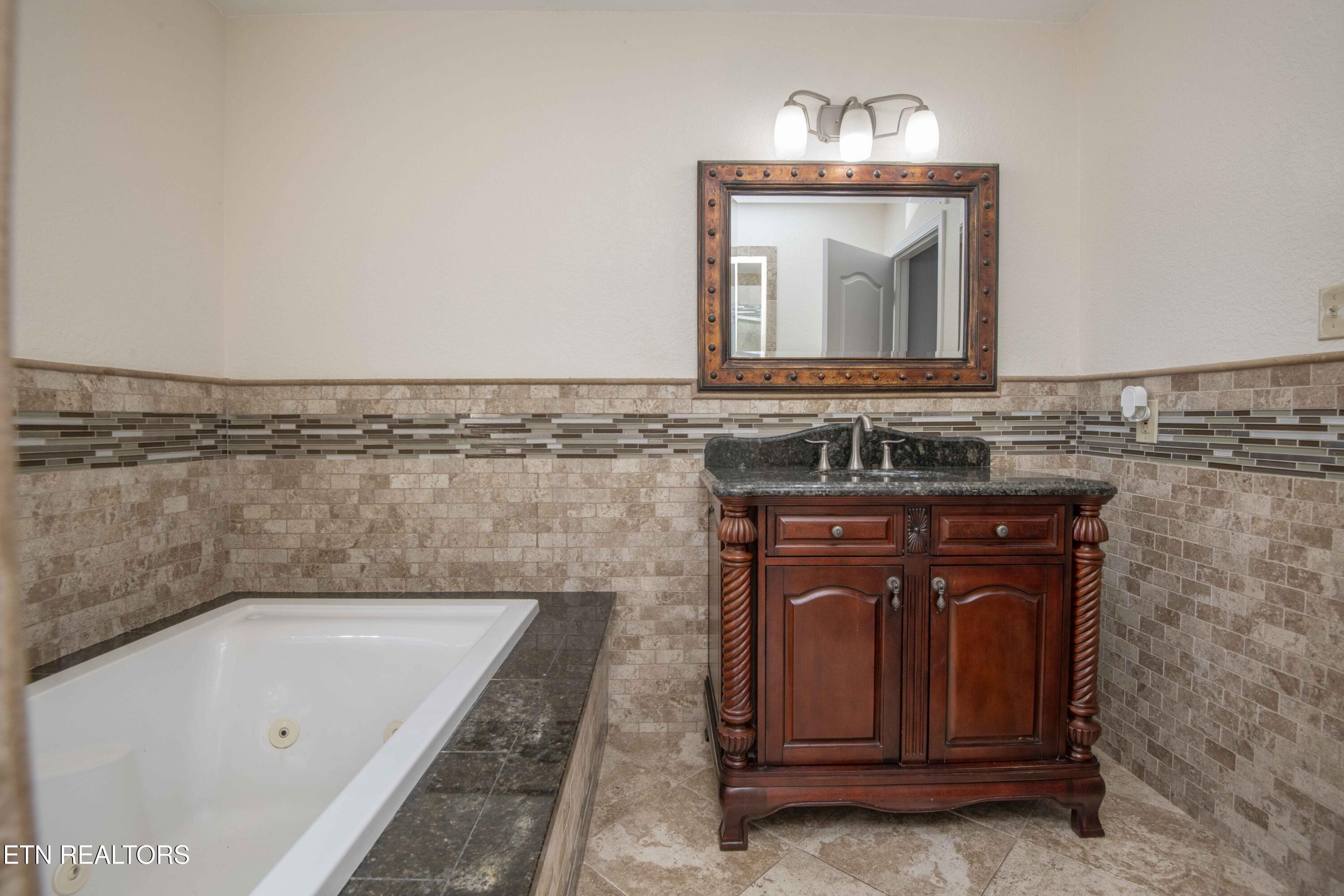 1313 Dupont Road Seymour TN 37865