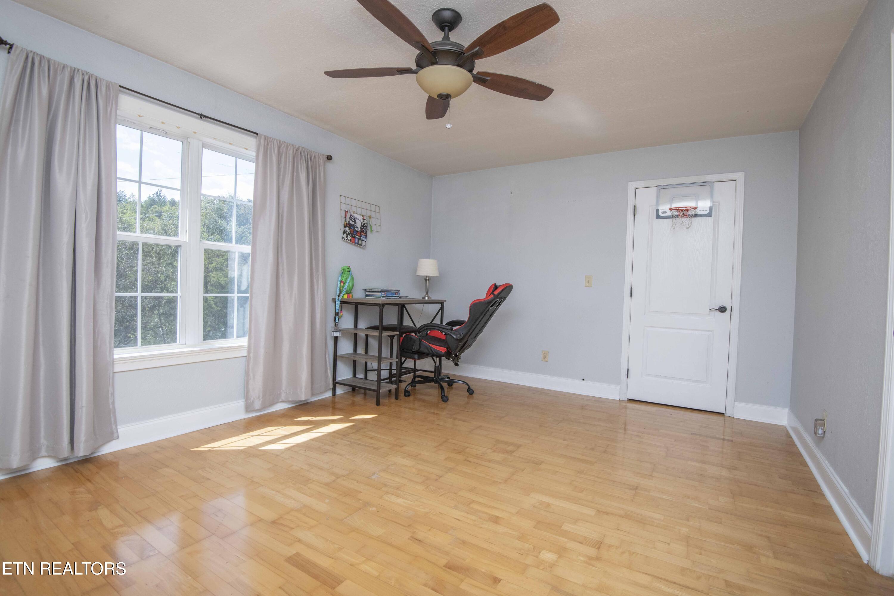 1313 Dupont Road Seymour TN 37865