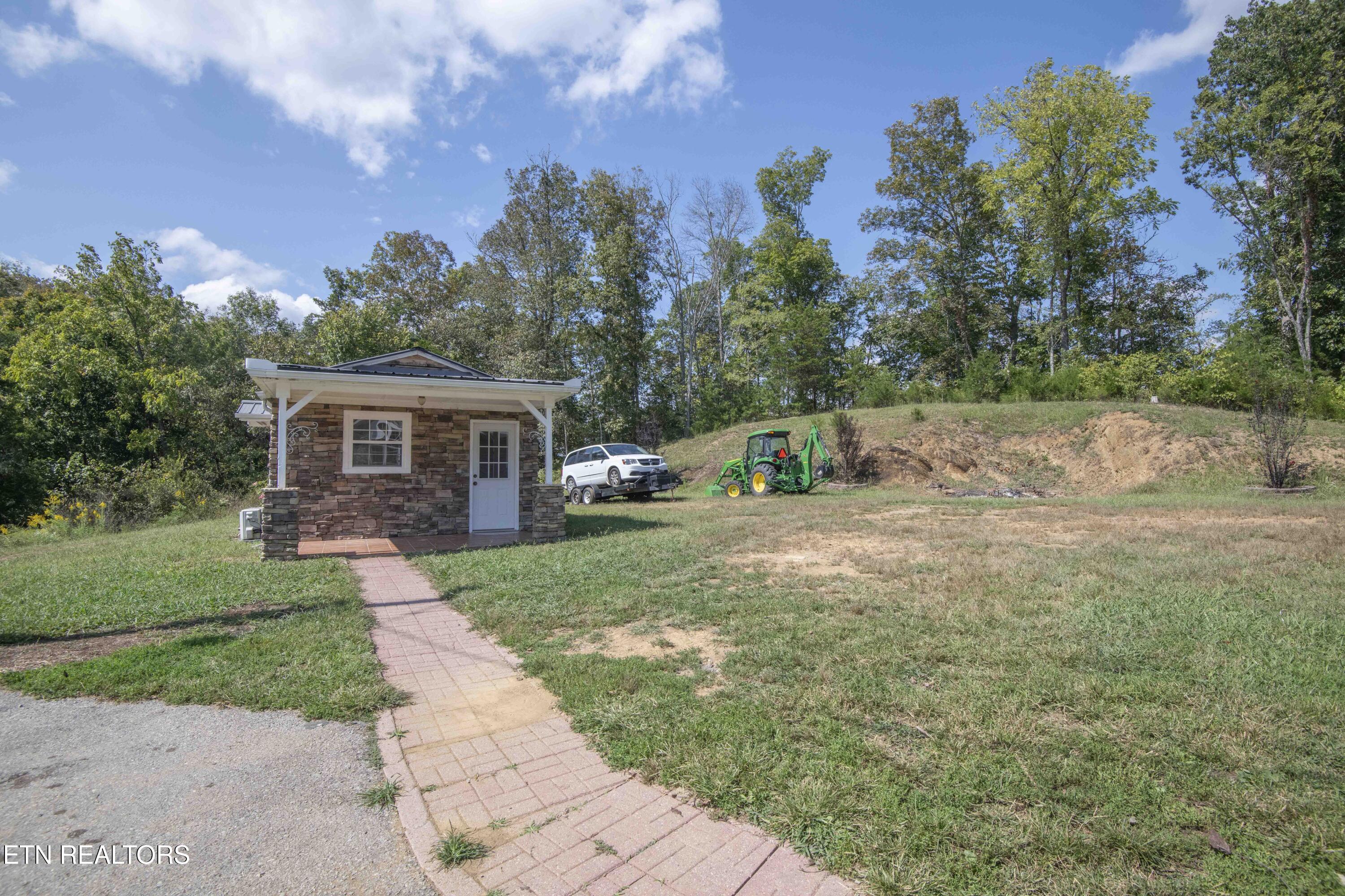 1313 Dupont Road Seymour TN 37865