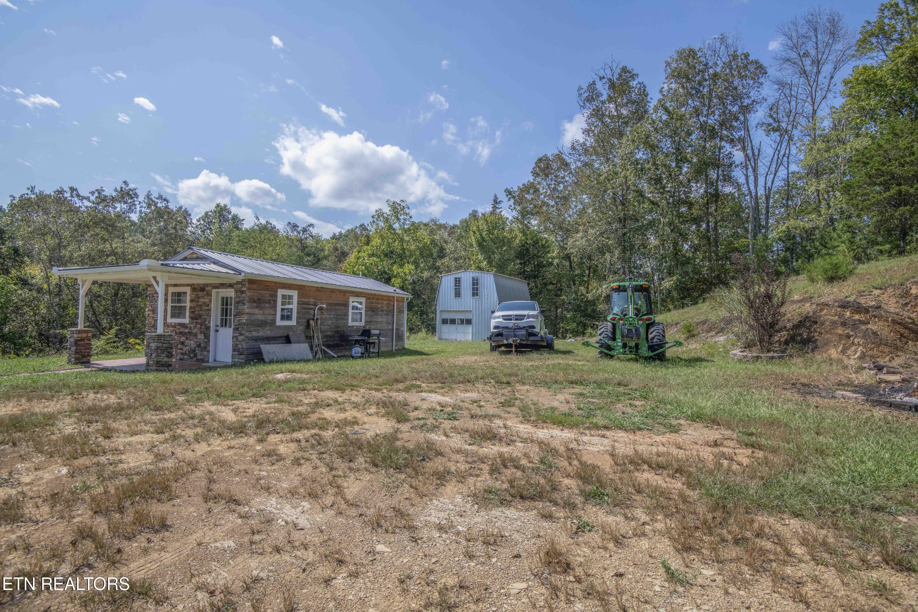1313 Dupont Road Seymour TN 37865