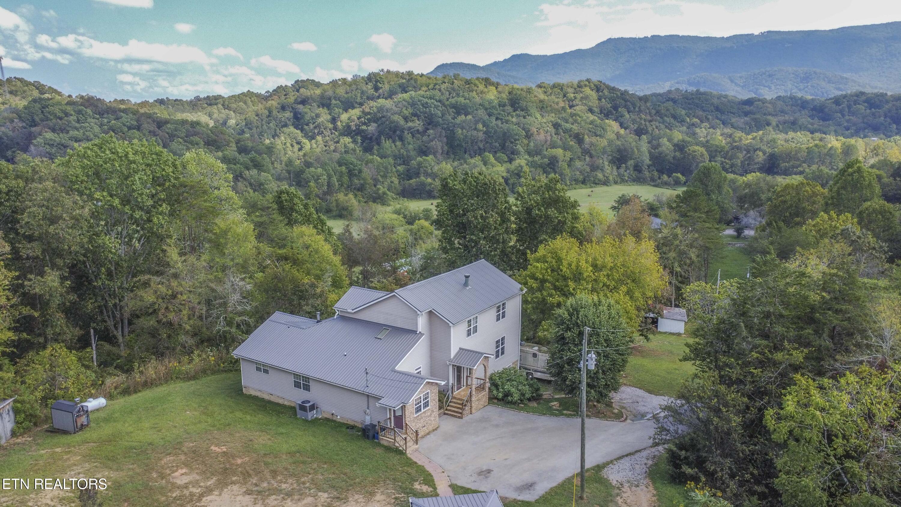 1313 Dupont Road Seymour TN 37865