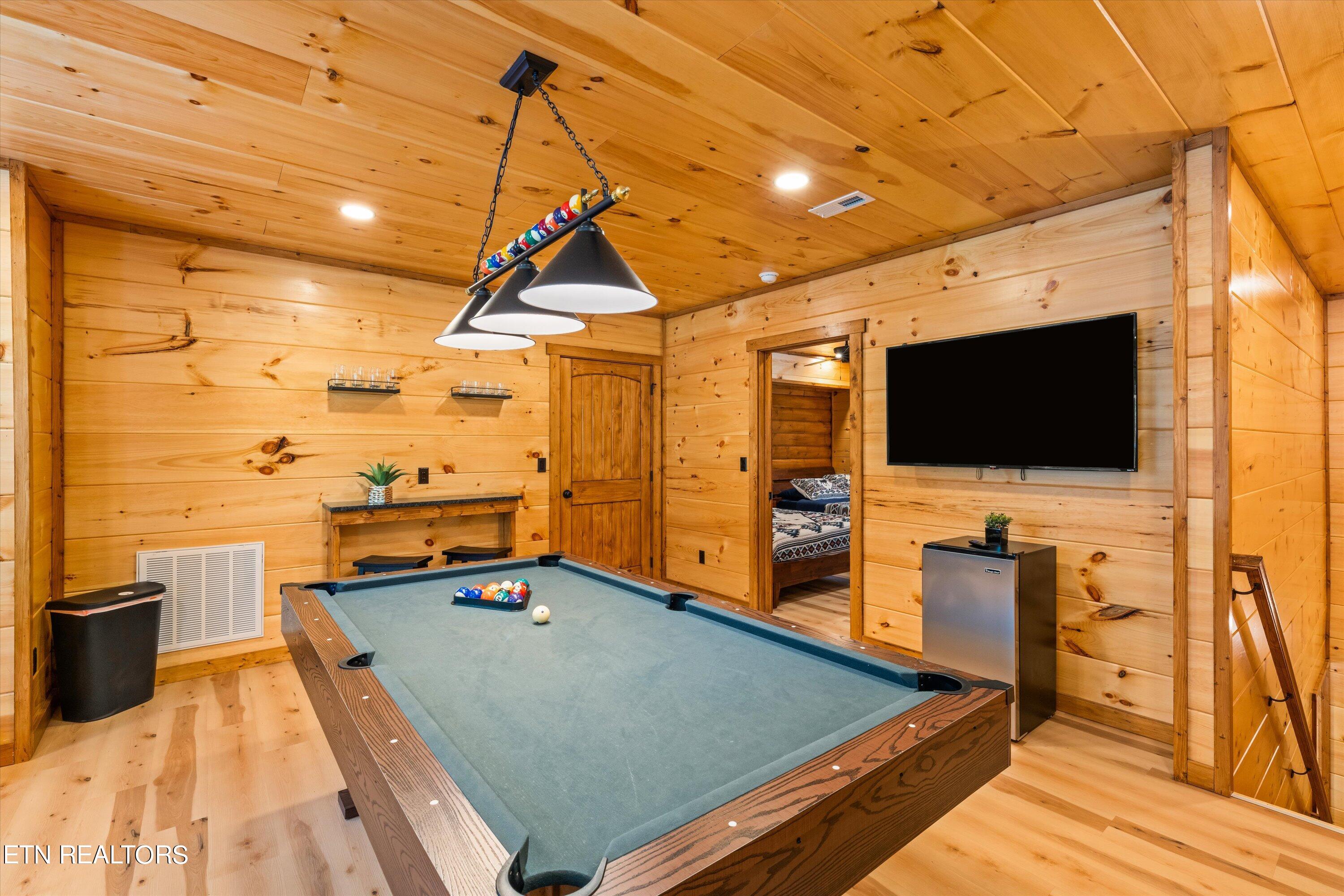 1810 Rhododendron Lane Sevierville TN 37876