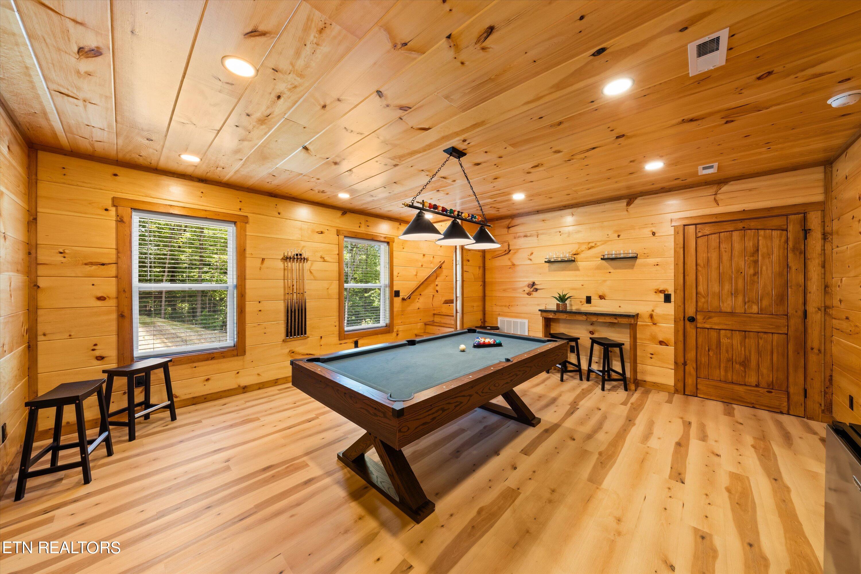 1810 Rhododendron Lane Sevierville TN 37876
