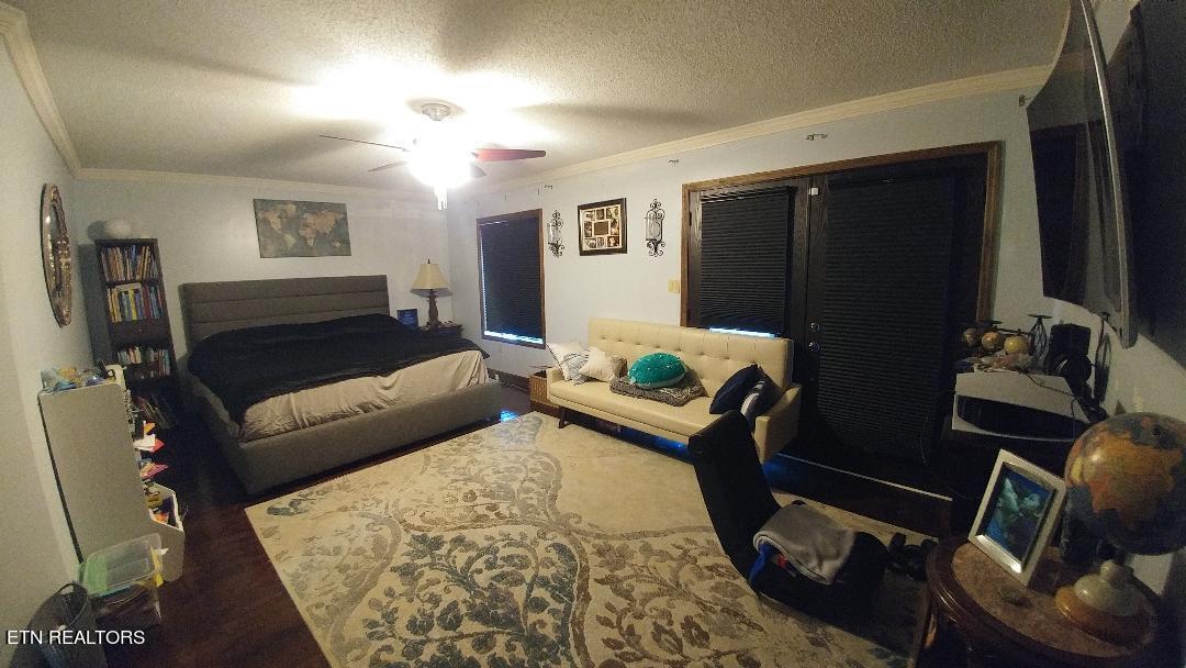 1013 Oliver Springs Highway Clinton TN 37716