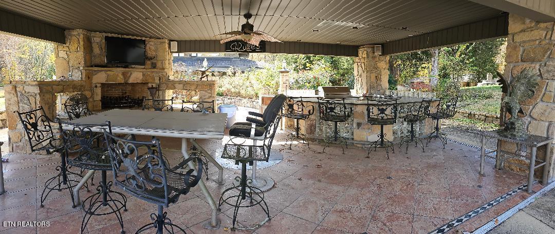 1013 Oliver Springs Highway Clinton TN 37716