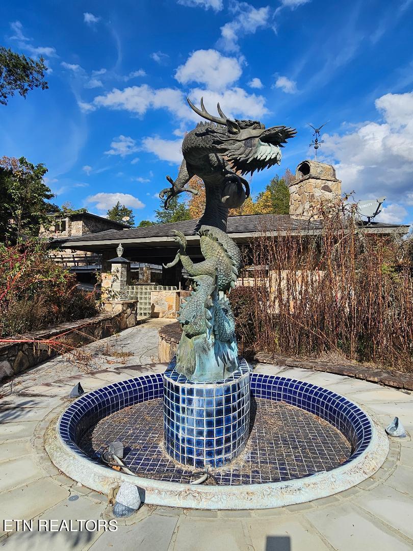 1013 Oliver Springs Highway Clinton TN 37716