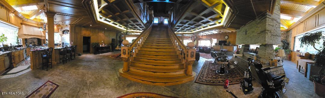 1013 Oliver Springs Highway Clinton TN 37716