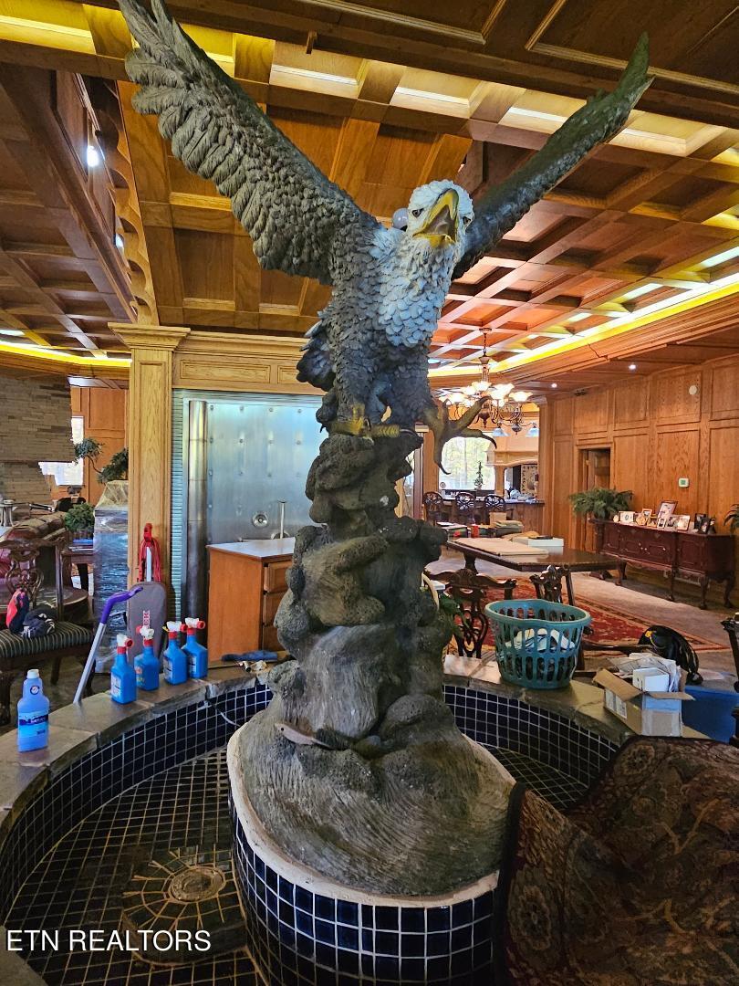 1013 Oliver Springs Highway Clinton TN 37716