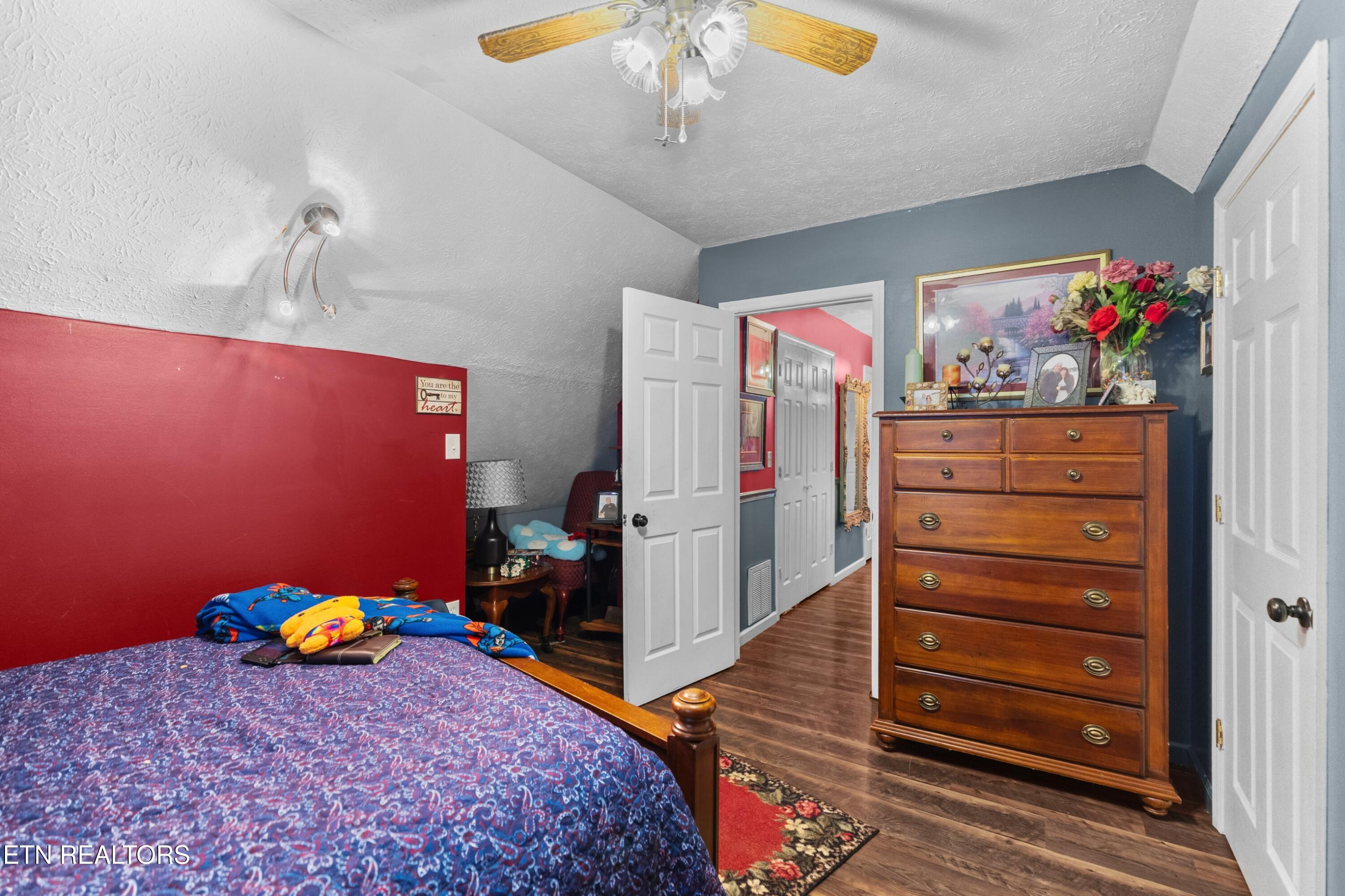 2793 Highway 31 Sneedville TN 37869
