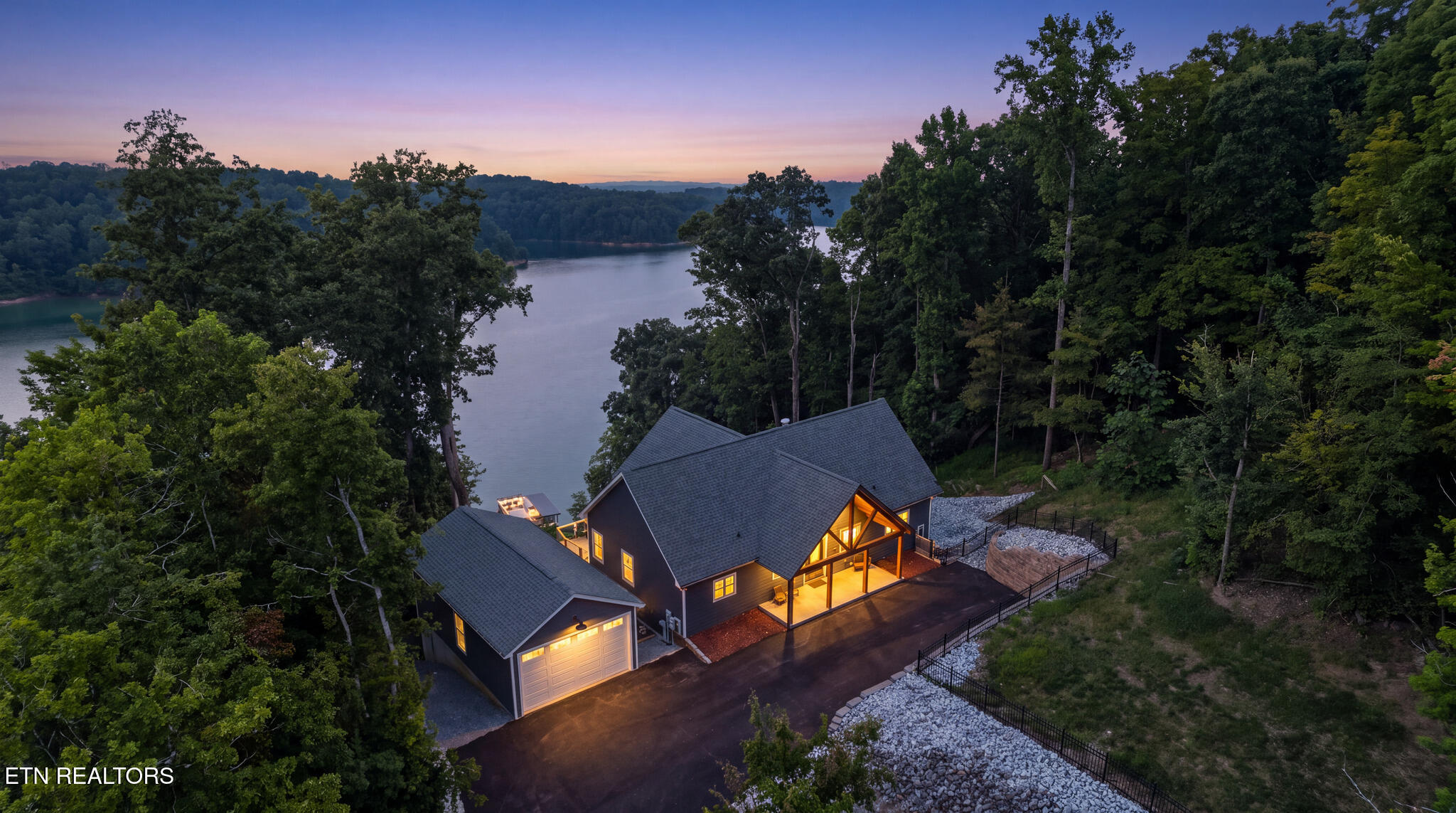 Caryville TN, 552 Fox Ridge Lane