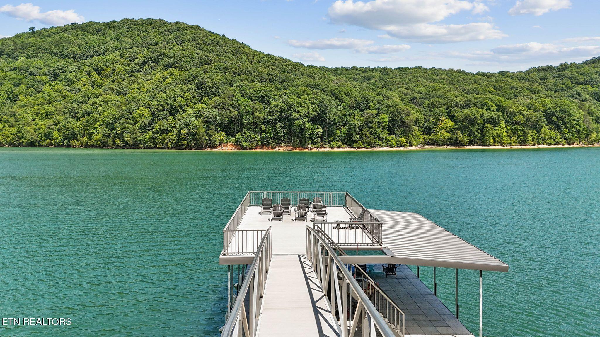 552 Fox Ridge Lane Caryville TN 37714