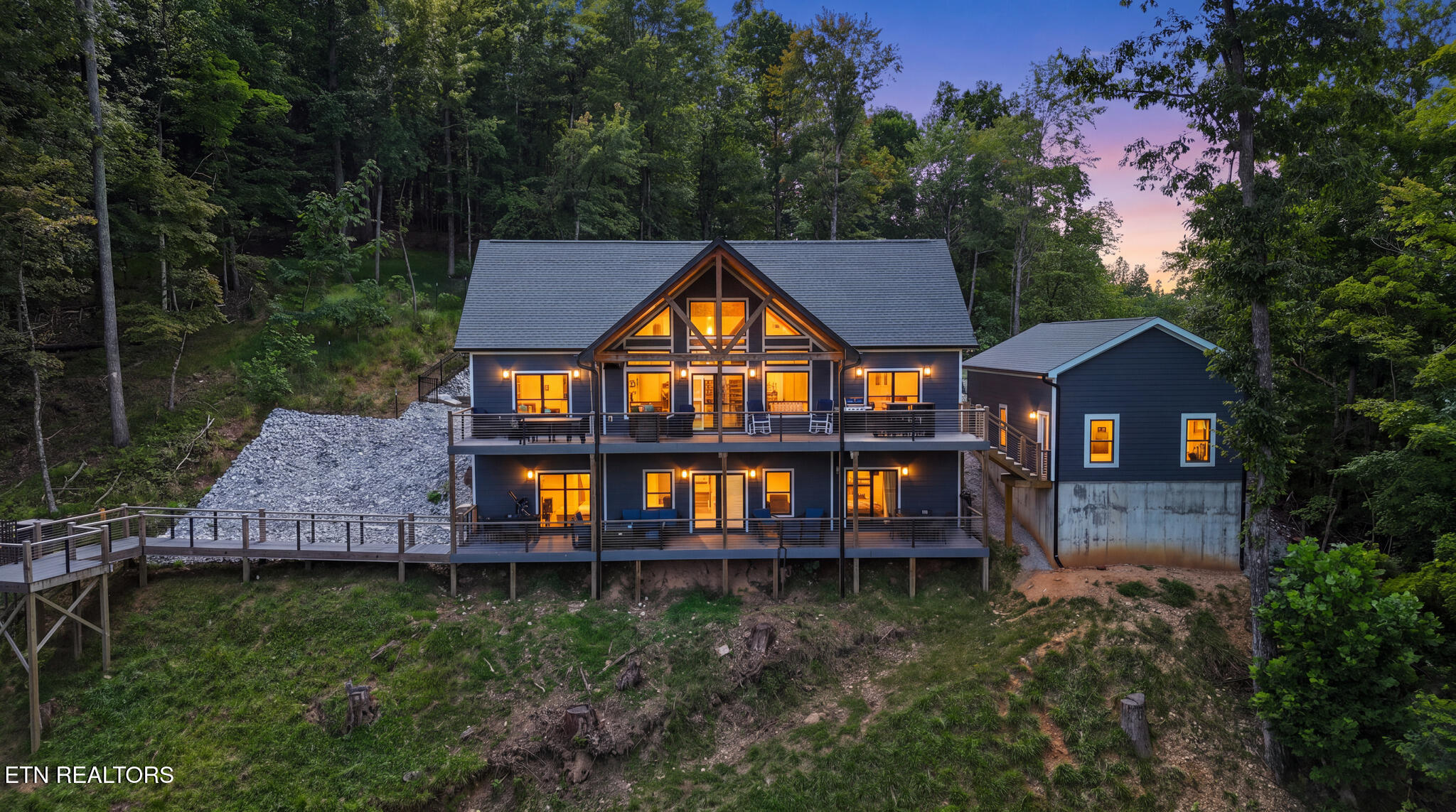 552 Fox Ridge Lane Caryville TN 37714
