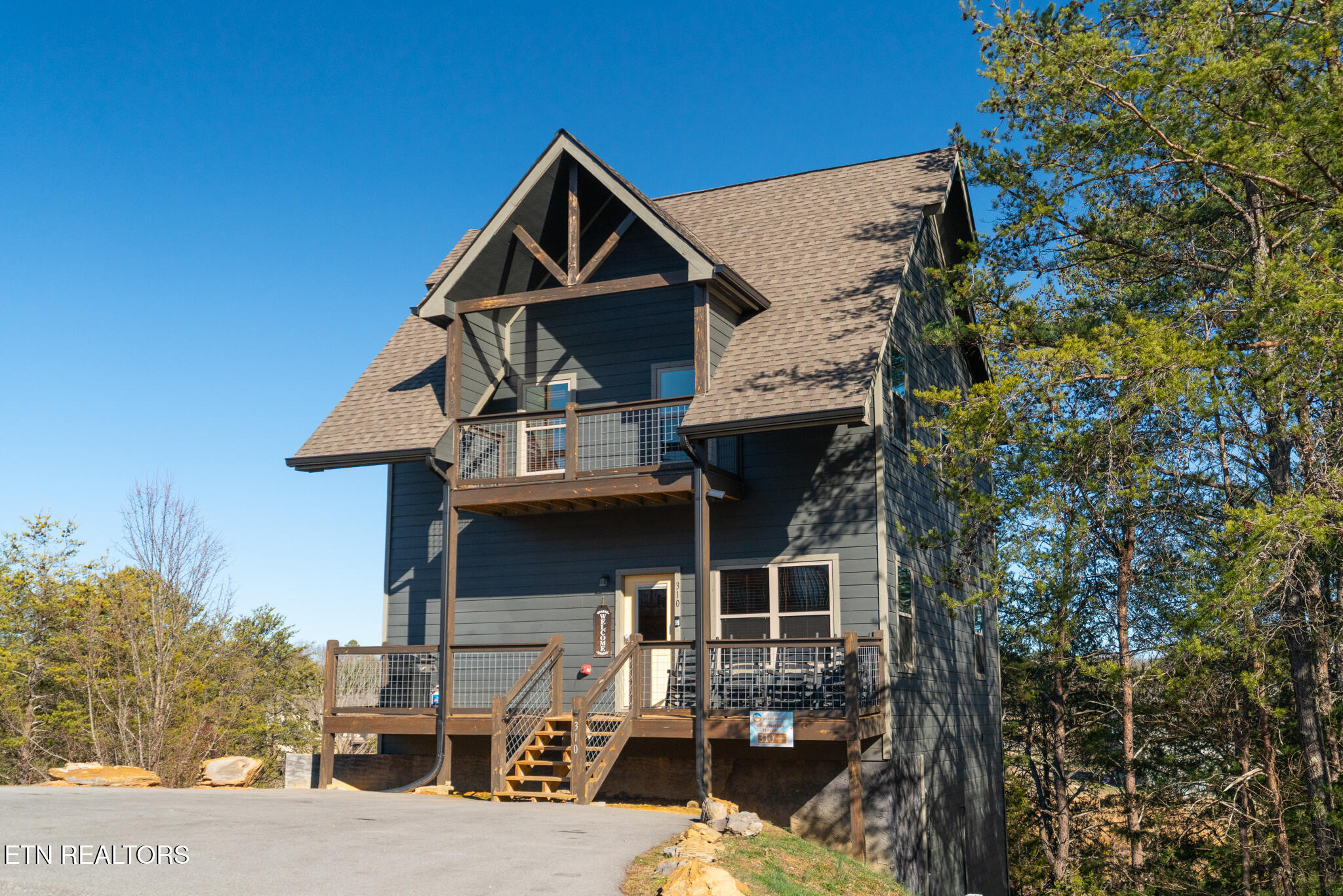 310 Paul Lafollette Way Sevierville TN 37876