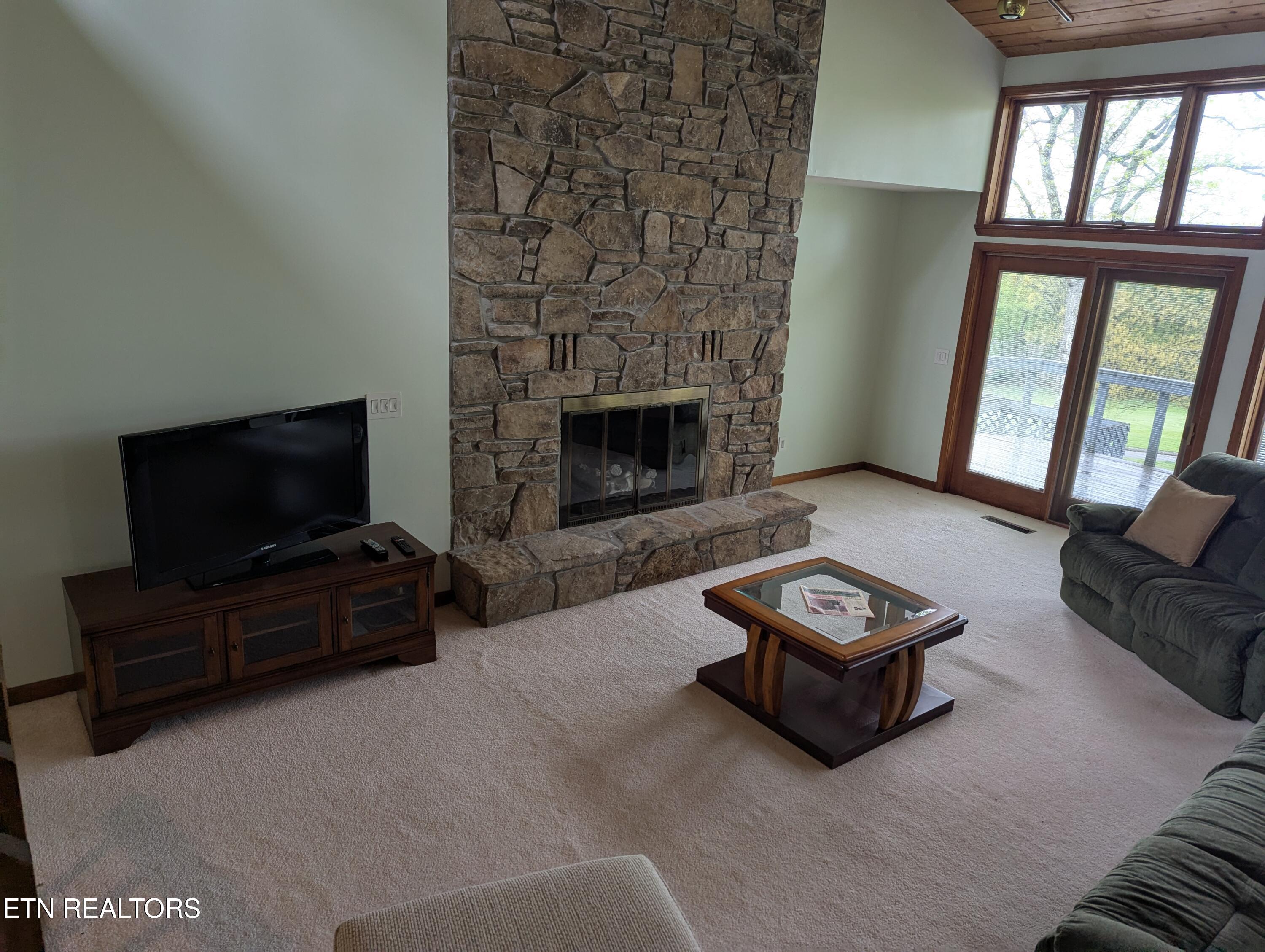 124 Sugarbush Circle Crossville TN 38558
