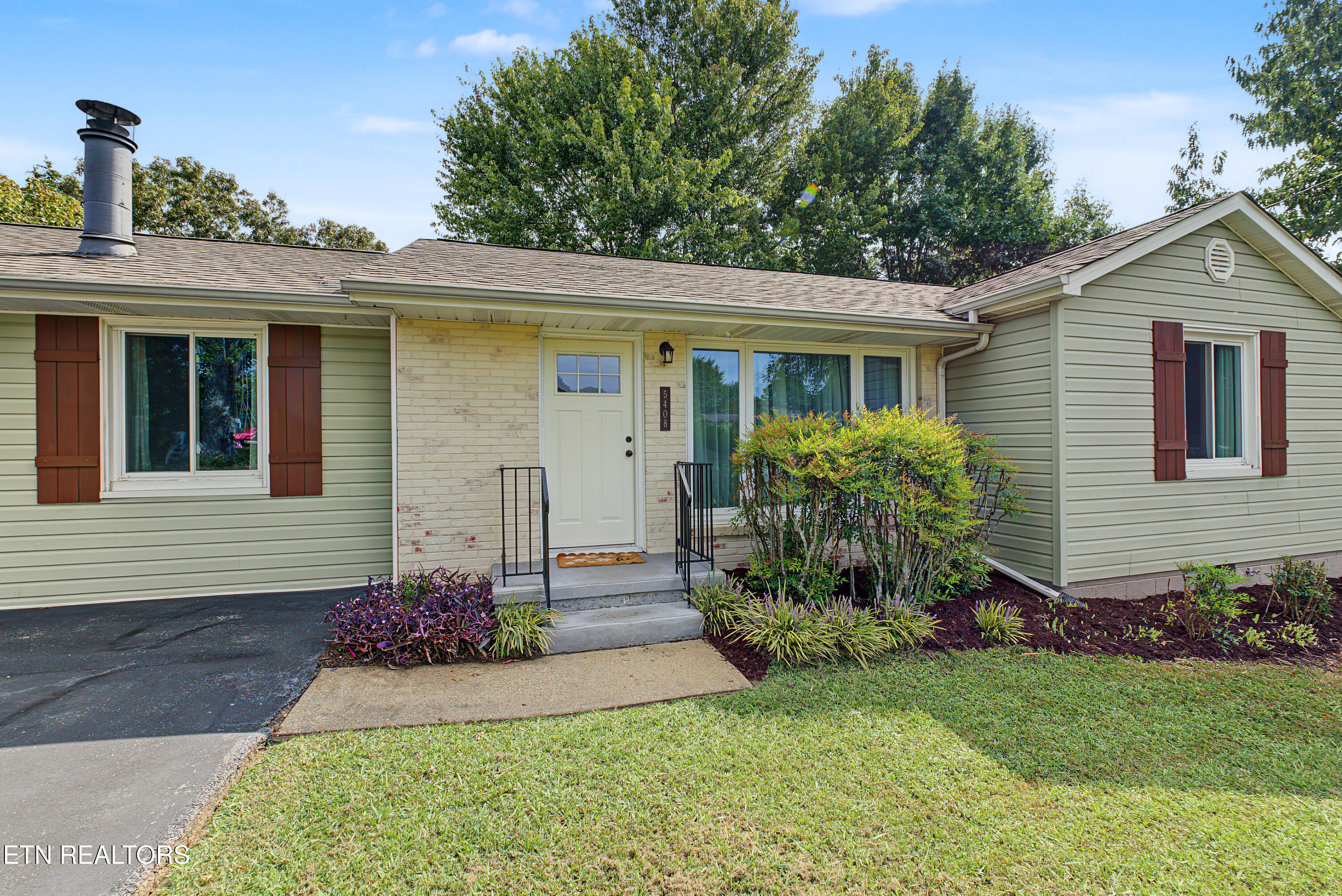 5408 Stoneoak Lane Knoxville TN 37920