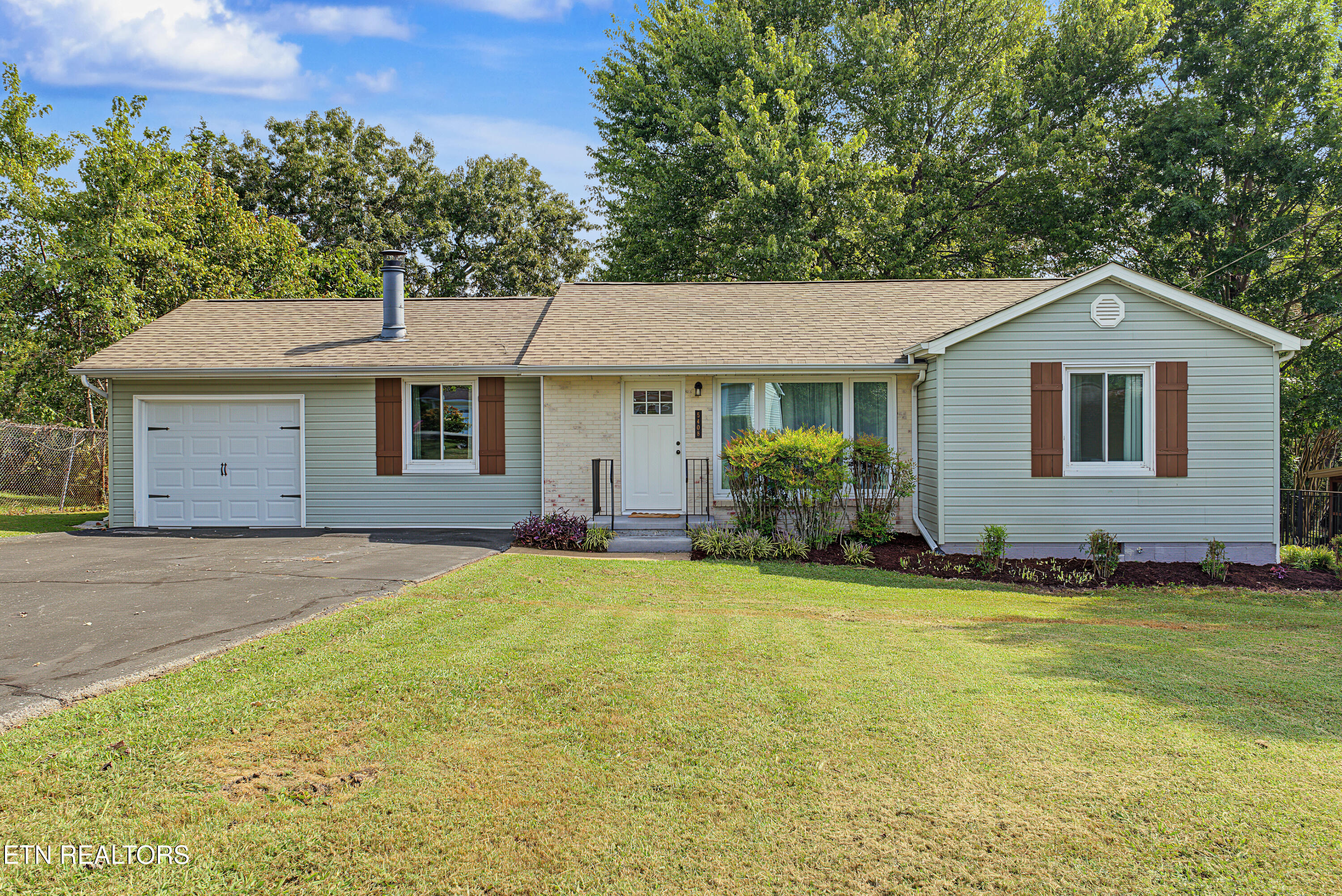 5408 Stoneoak Lane Knoxville TN 37920
