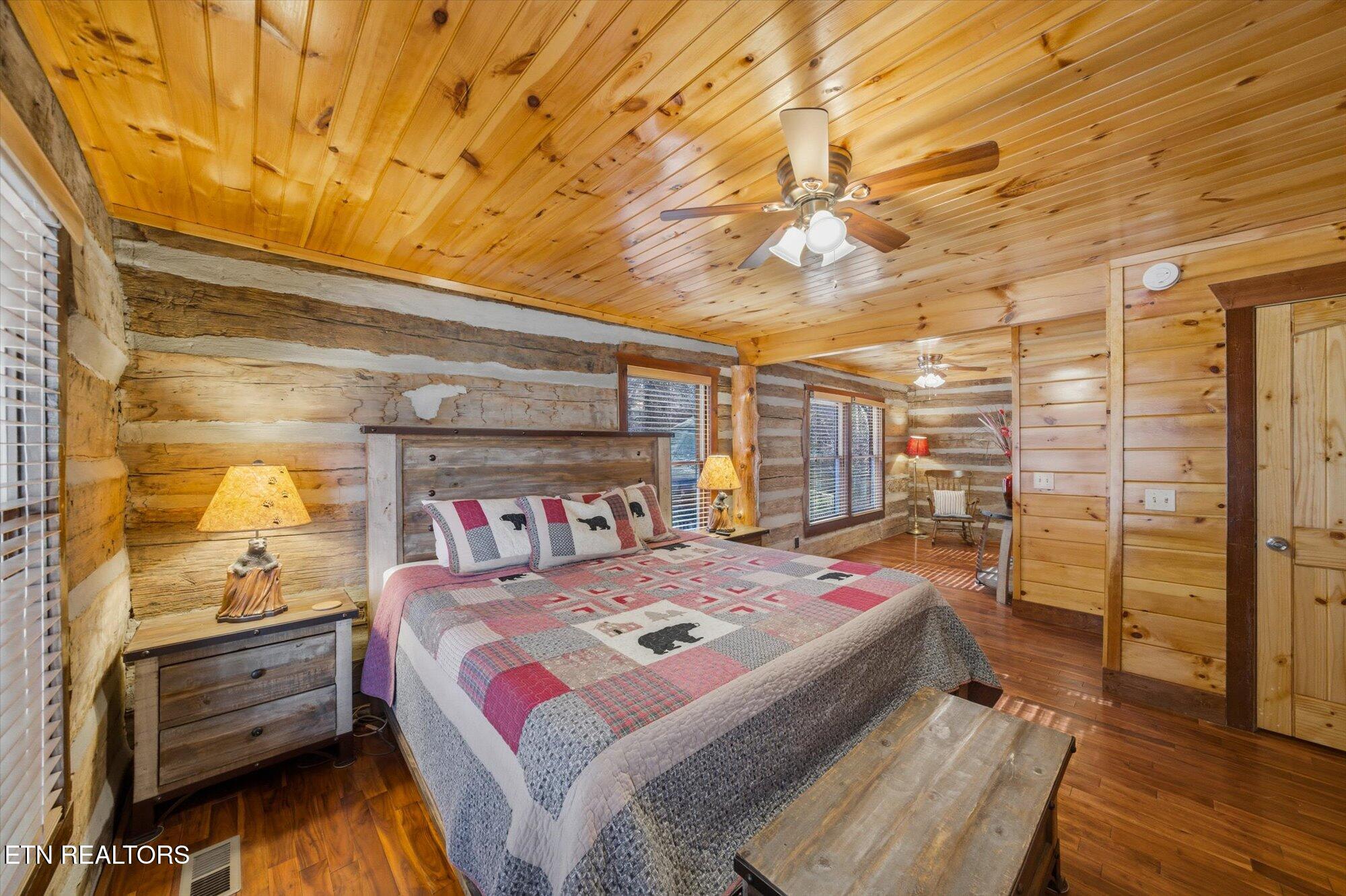 1329 N Baden Drive Gatlinburg TN 37738