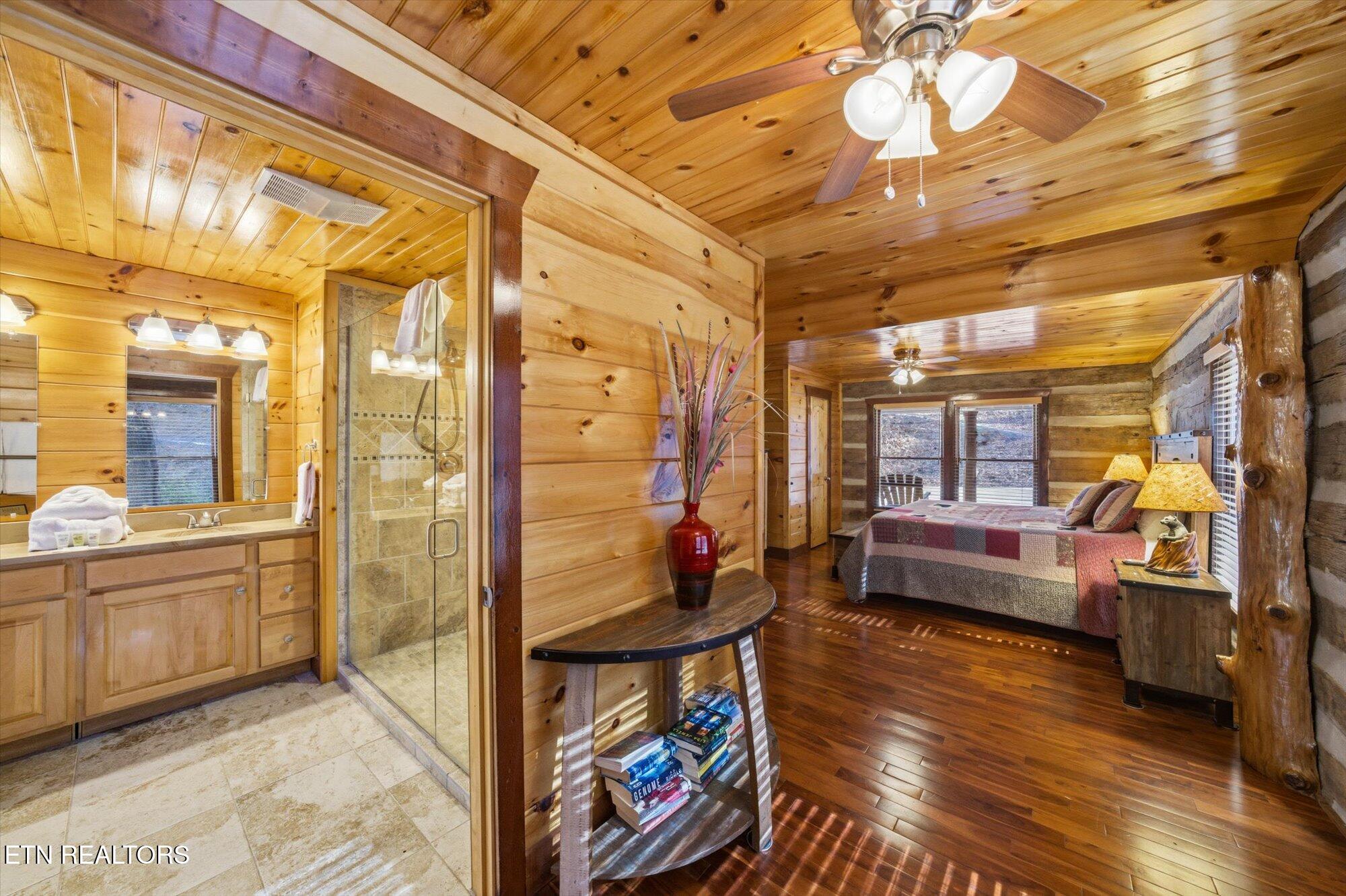 1329 N Baden Drive Gatlinburg TN 37738