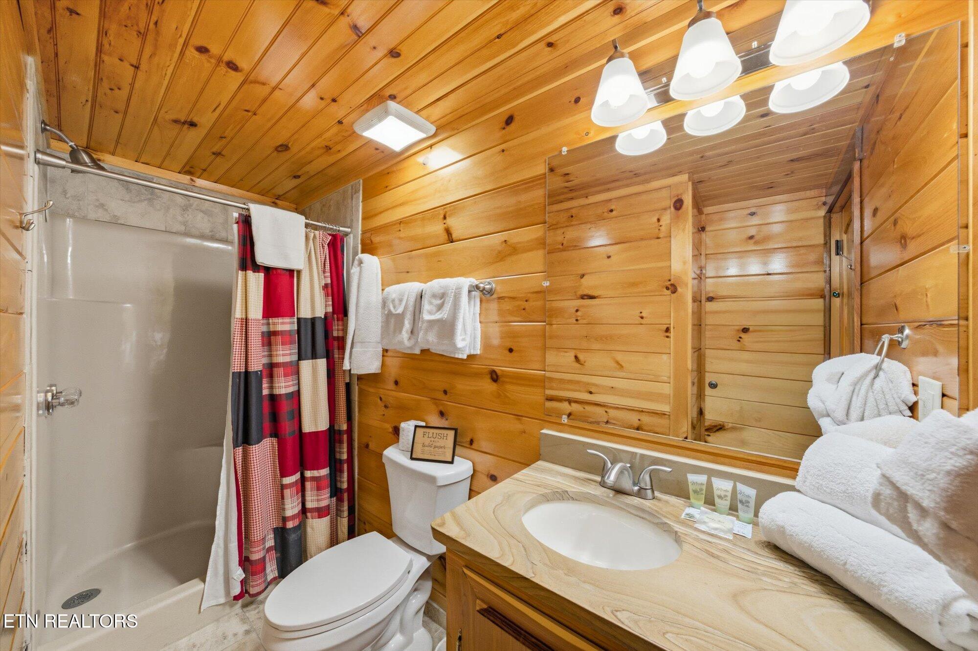 1329 N Baden Drive Gatlinburg TN 37738