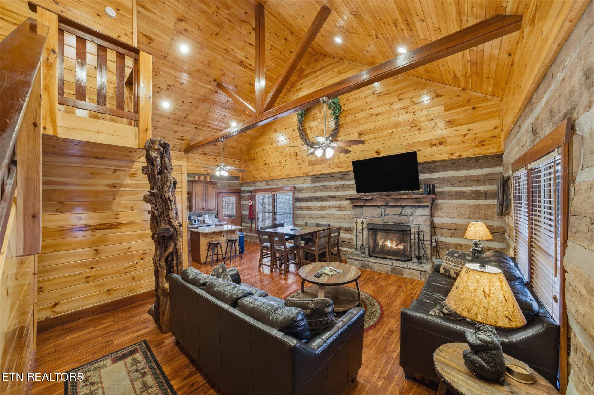 1329 N Baden Drive Gatlinburg TN 37738