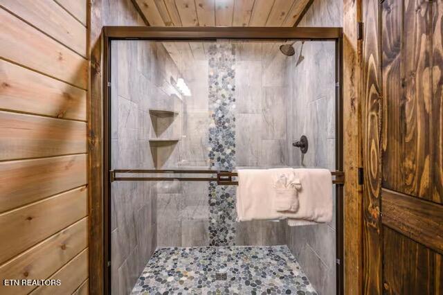 719 Upper Windsor Way Gatlinburg TN 37738