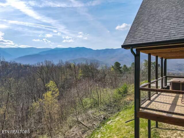 719 Upper Windsor Way Gatlinburg TN 37738