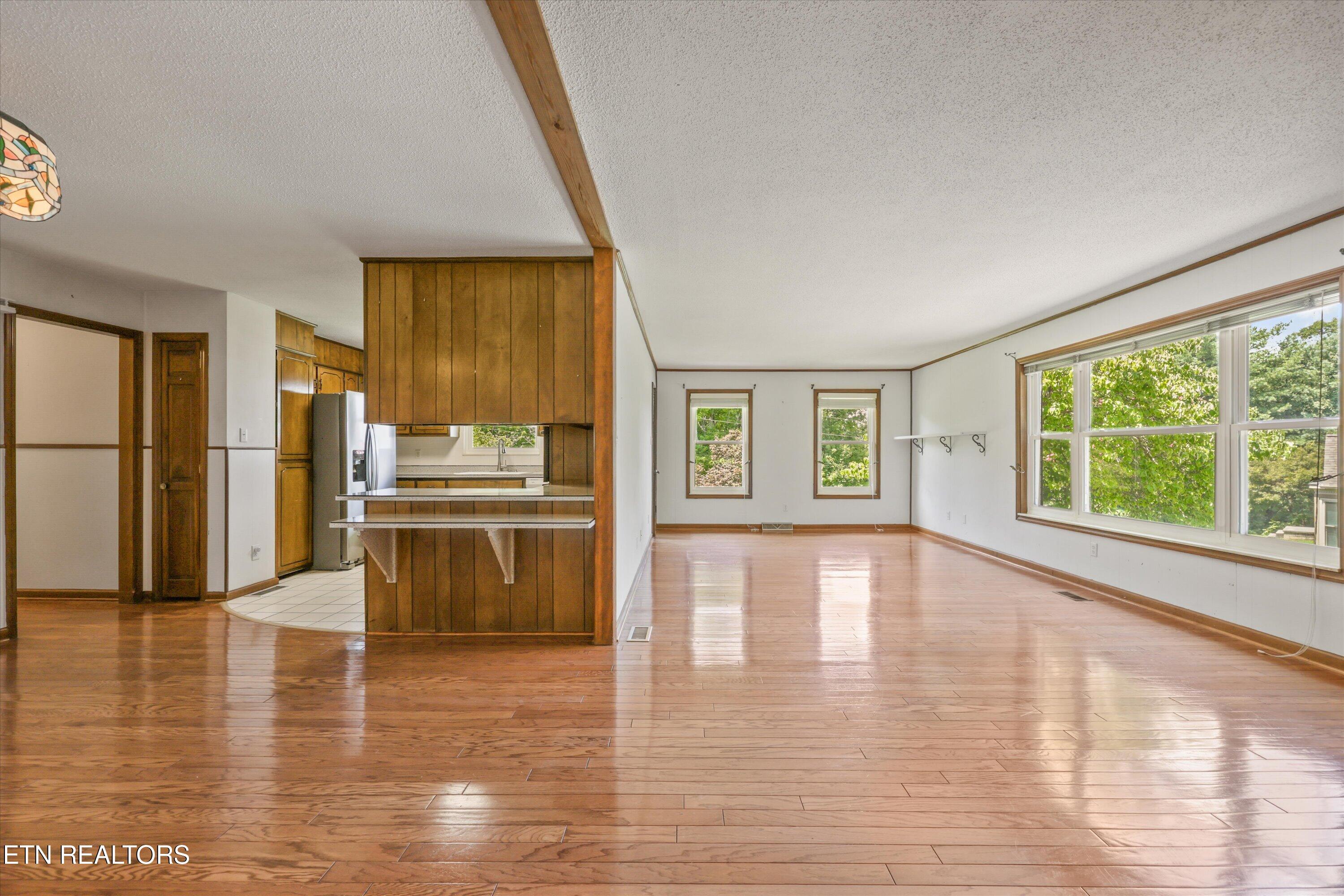 3923 Riverview Drive Maryville TN 37804