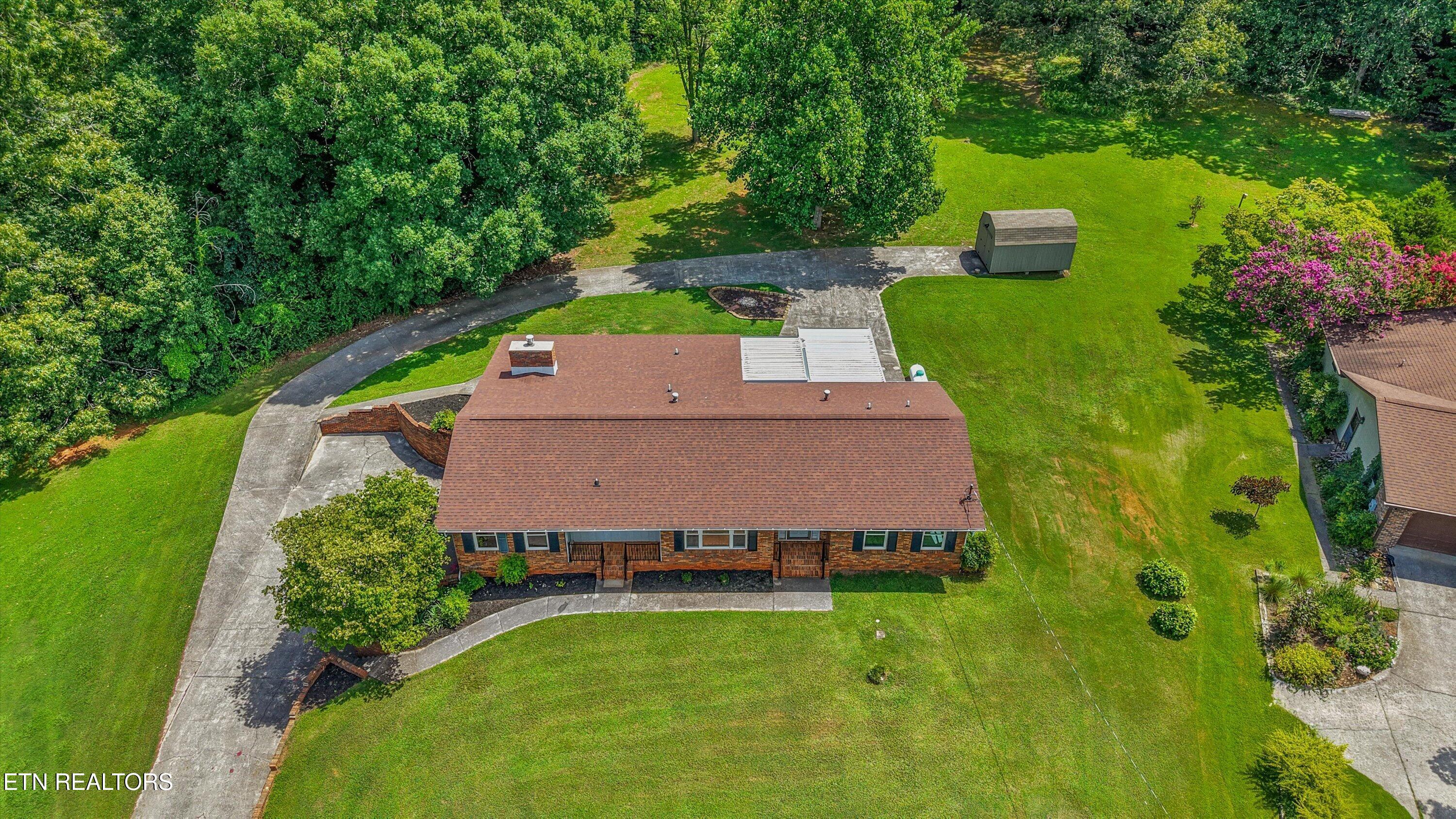 3923 Riverview Drive Maryville TN 37804