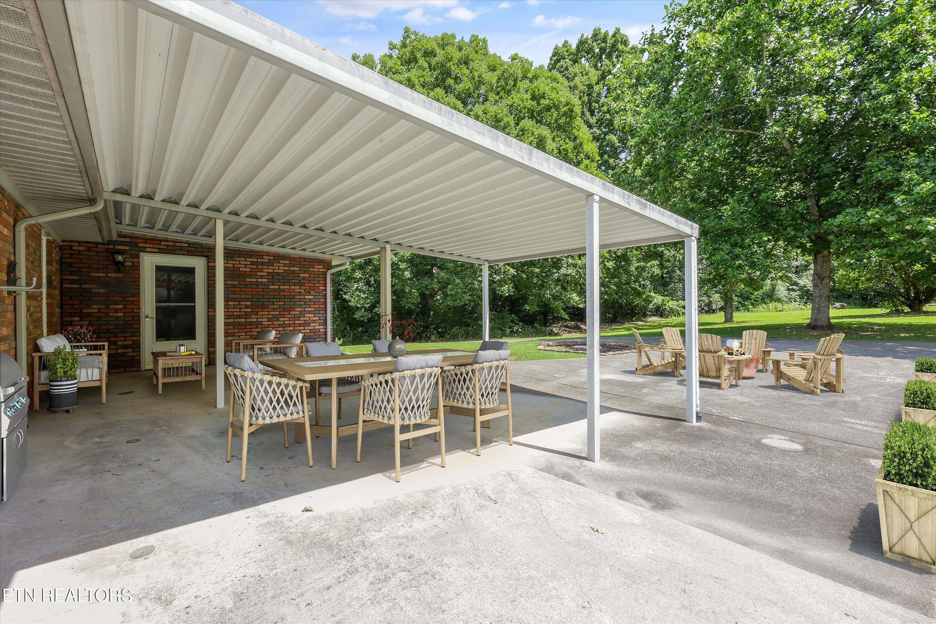 3923 Riverview Drive Maryville TN 37804