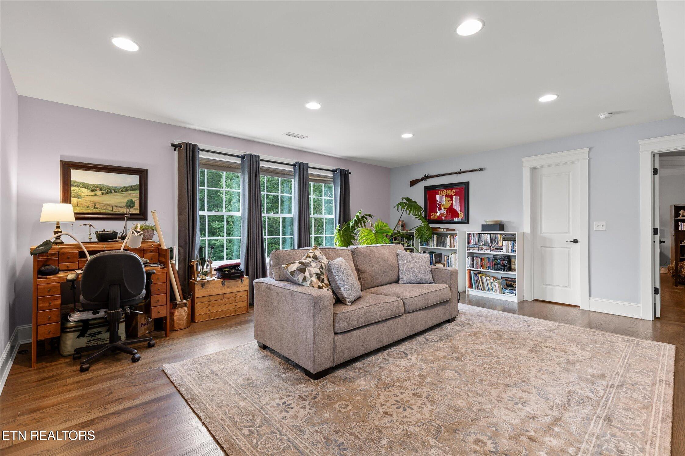 697 Sugar Leaf Lane Soddy-daisy TN 37379