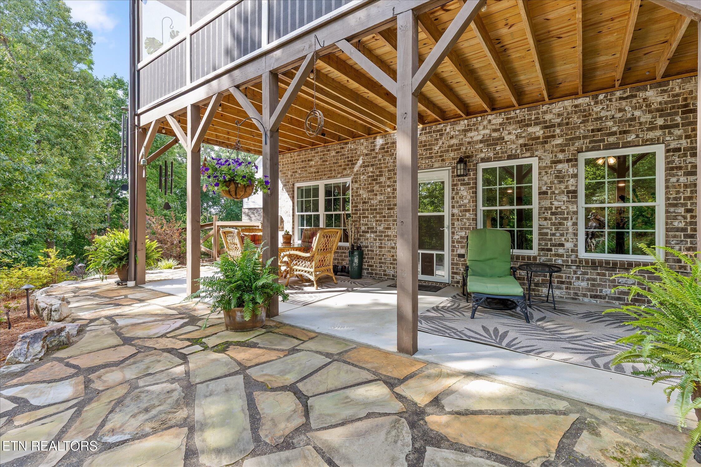 697 Sugar Leaf Lane Soddy-daisy TN 37379