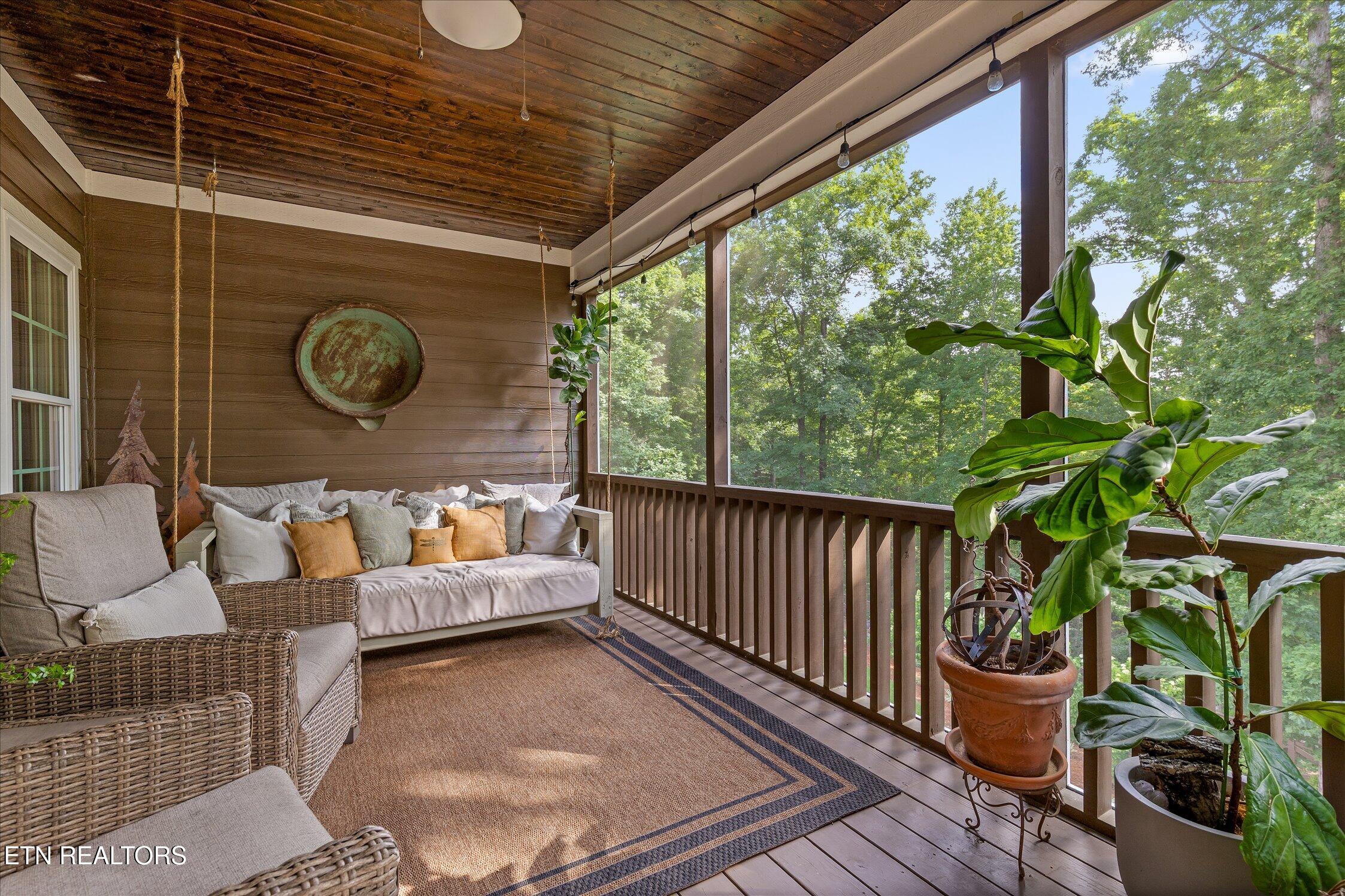 697 Sugar Leaf Lane Soddy-daisy TN 37379
