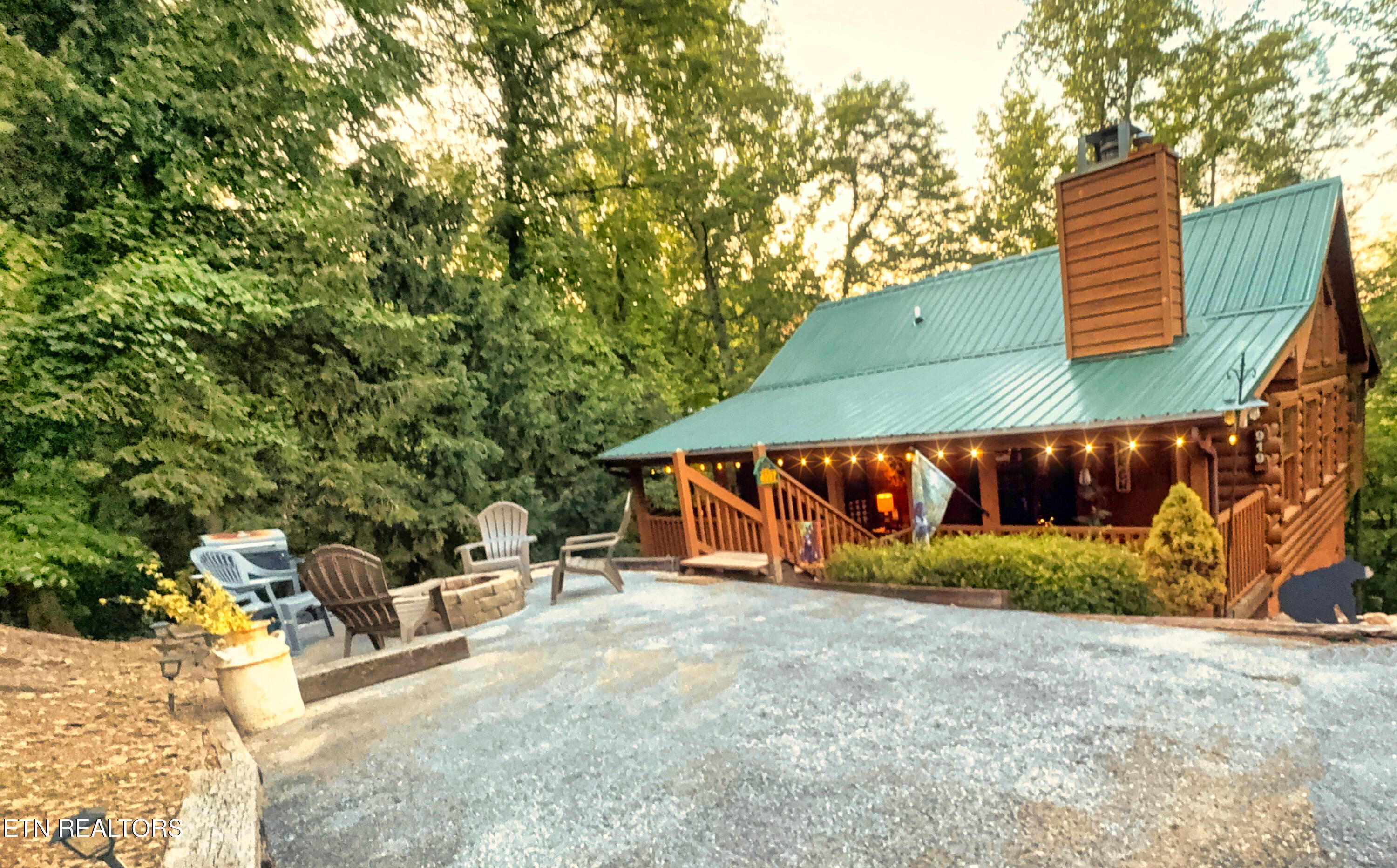 919 Deer Run Way Sevierville TN 37862