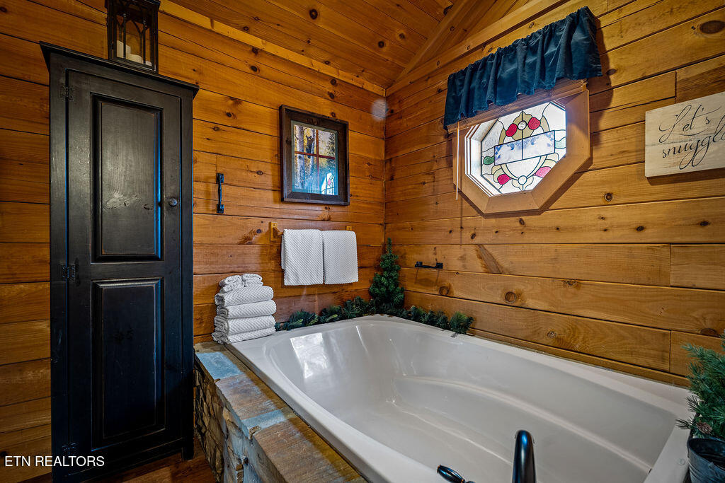 919 Deer Run Way Sevierville TN 37862