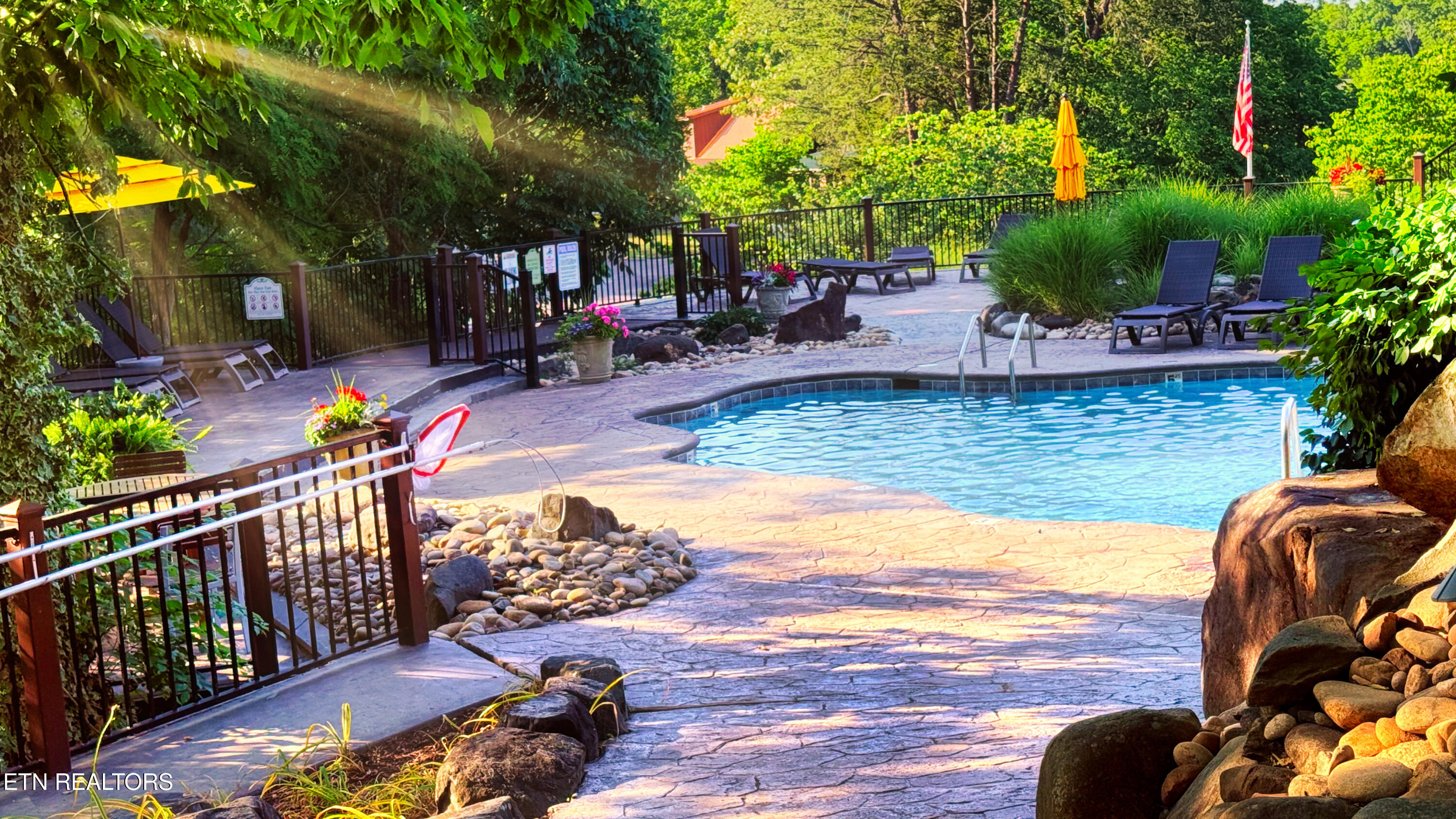 919 Deer Run Way Sevierville TN 37862