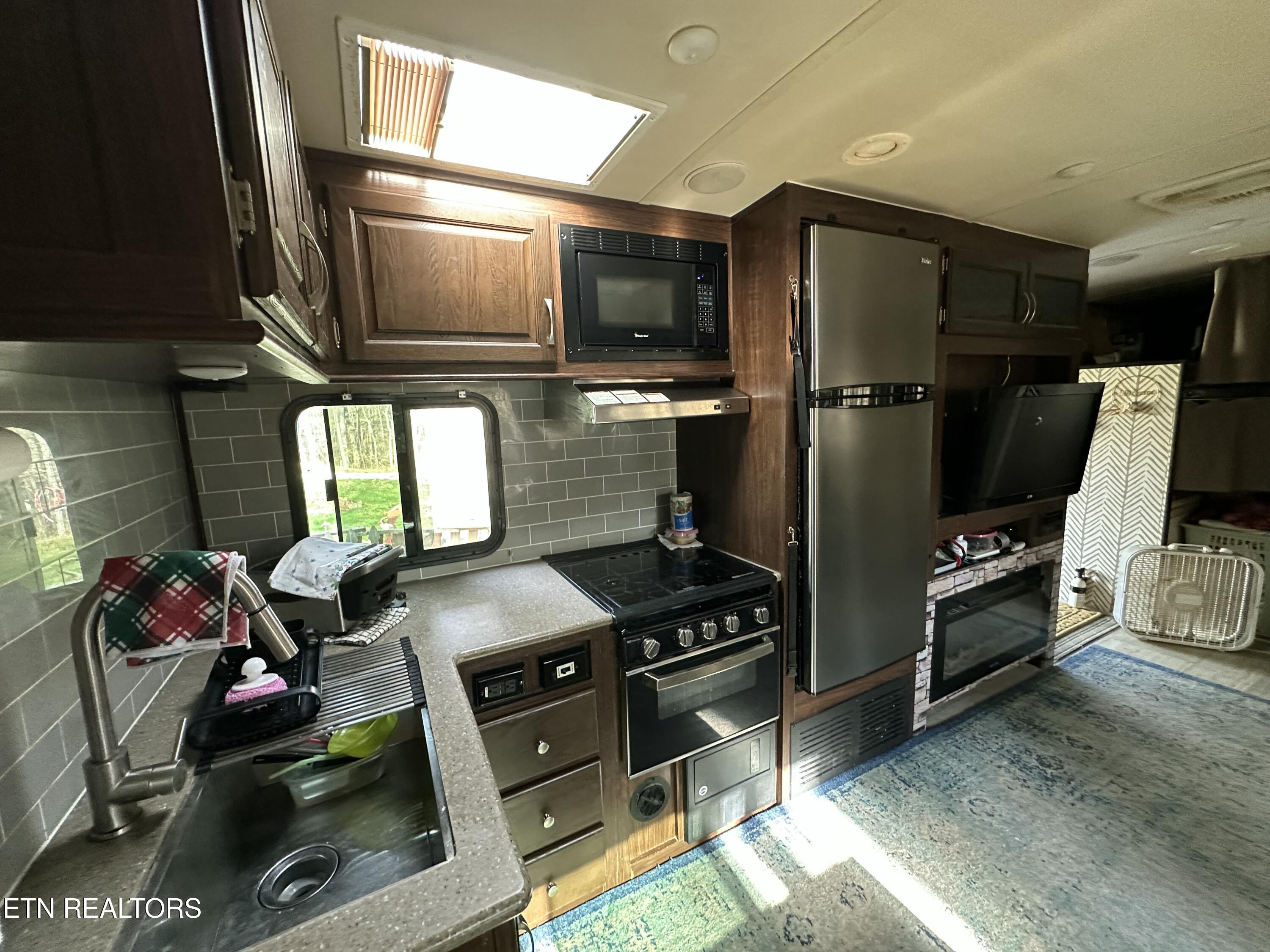 341 Dwyer Drive Crossville TN 38572