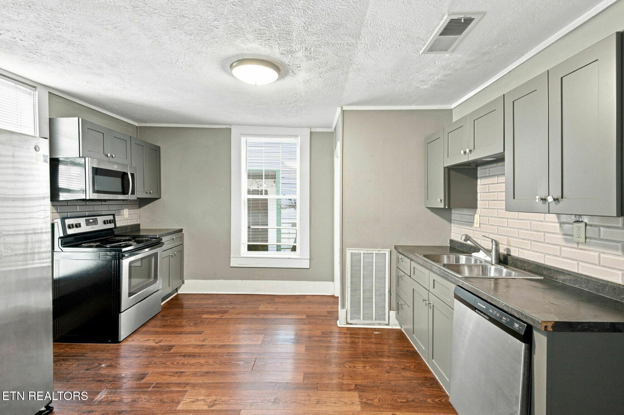 1634 Forest Avenue Knoxville TN 37916