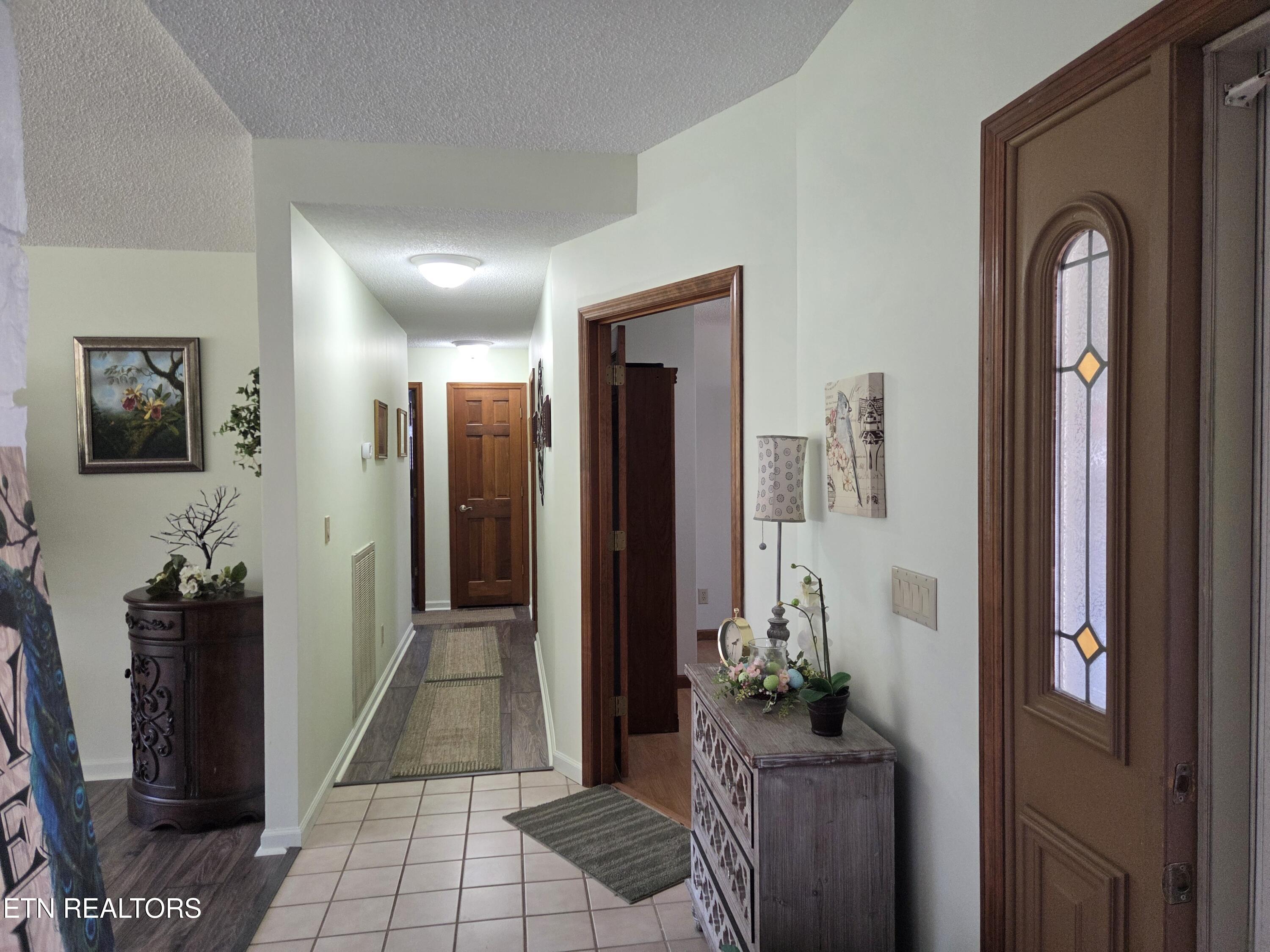 107 Wickham Lane Crossville TN 38558