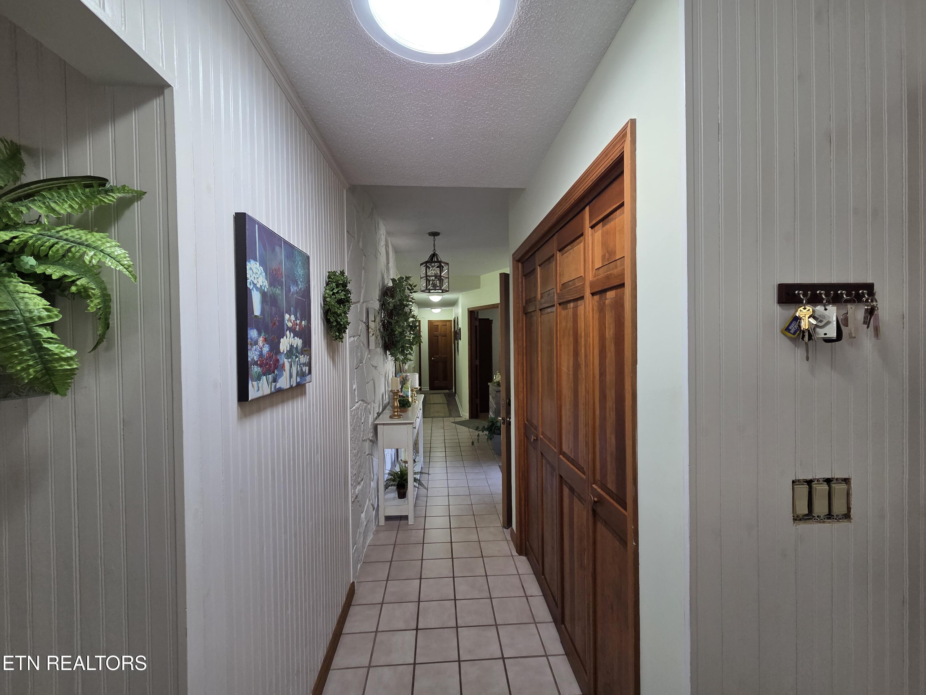 107 Wickham Lane Crossville TN 38558
