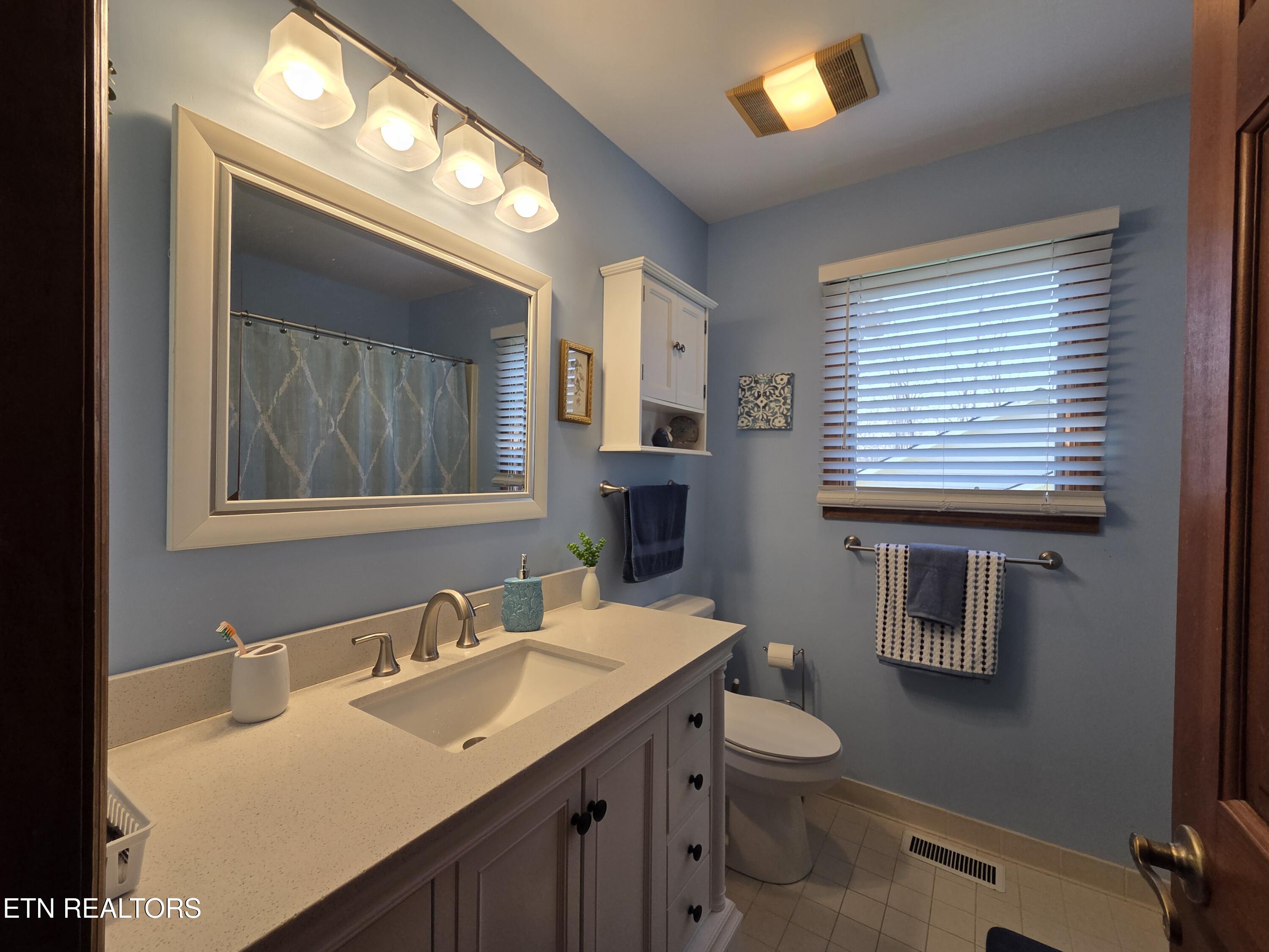107 Wickham Lane Crossville TN 38558